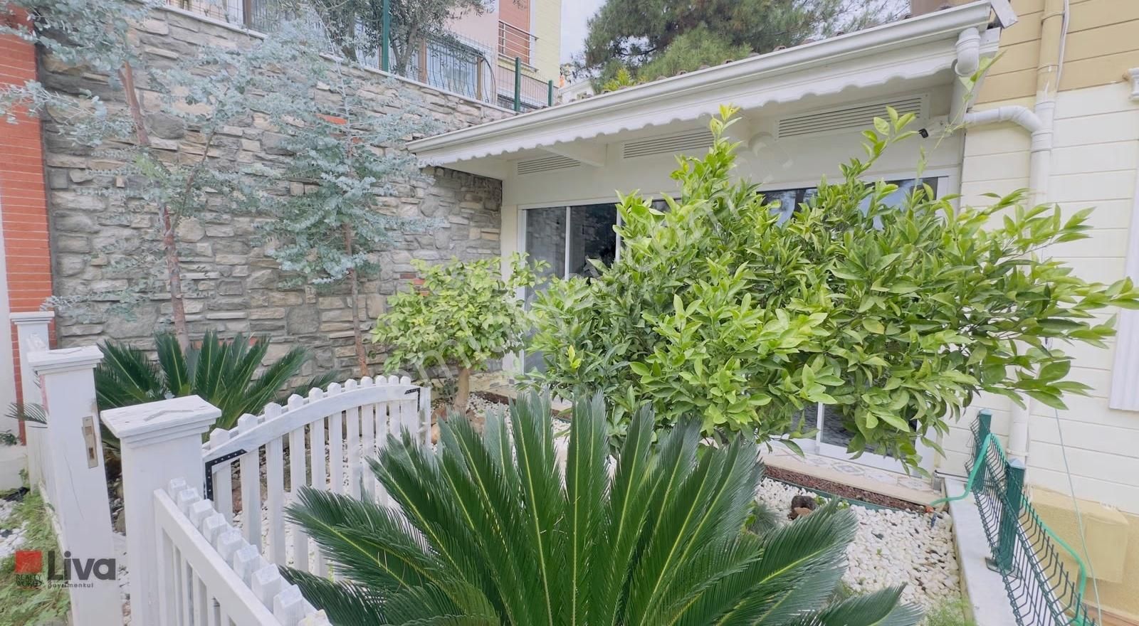 Altınoluk Köyünde | Kesintisiz Panoramik Deniz Manzaralı Villa - Görsel 21