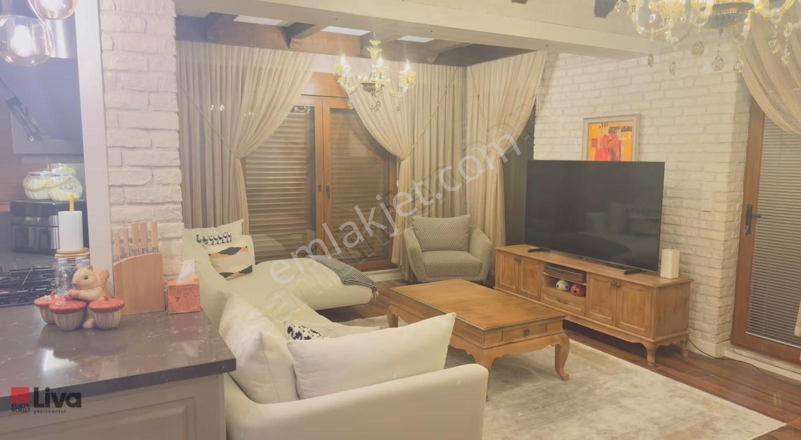 Altınoluk Köyünde | Kesintisiz Panoramik Deniz Manzaralı Villa - Görsel 32