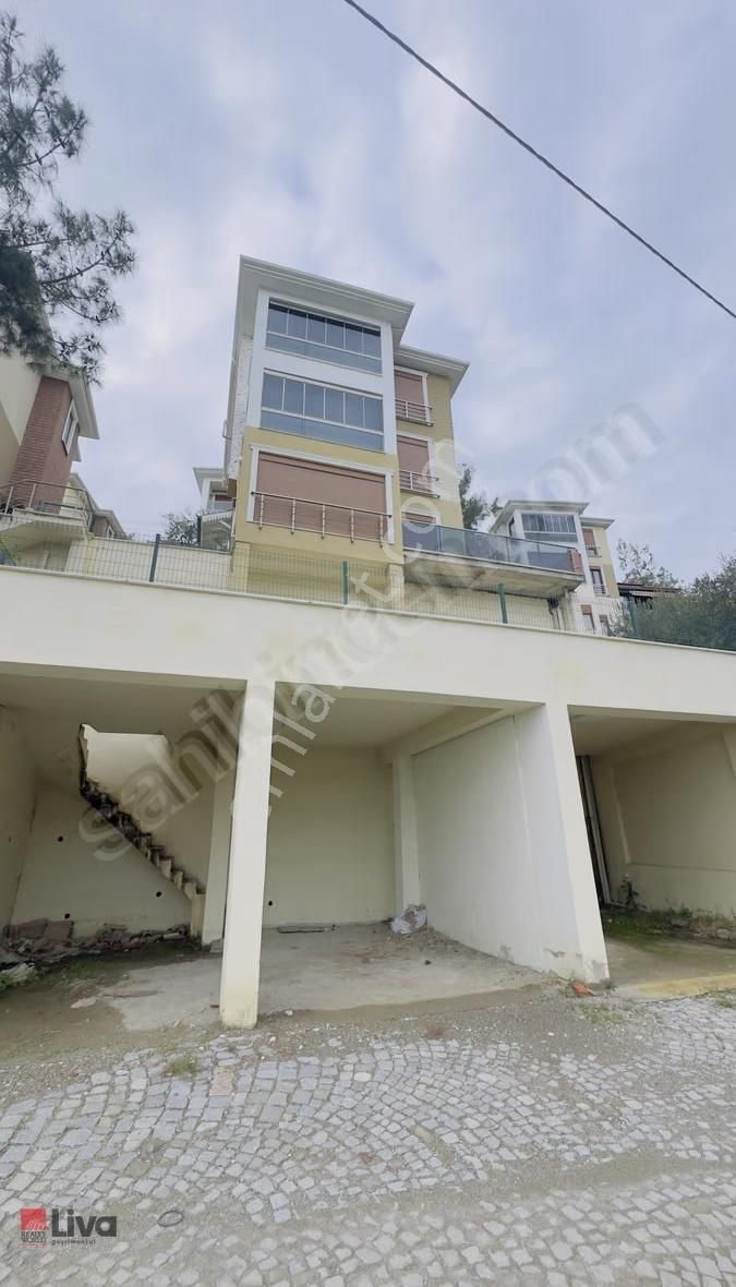 Altınoluk Köyünde | Kesintisiz Panoramik Deniz Manzaralı Villa - Görsel 10