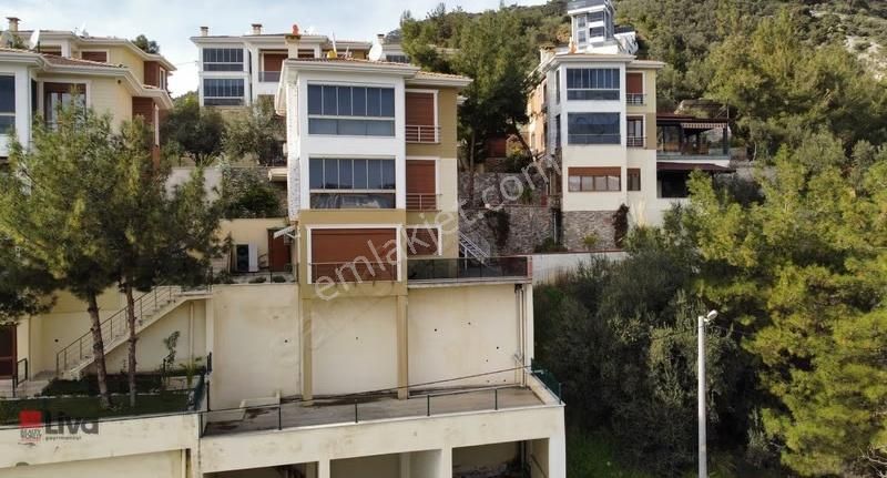 Altınoluk Köyünde | Kesintisiz Panoramik Deniz Manzaralı Villa