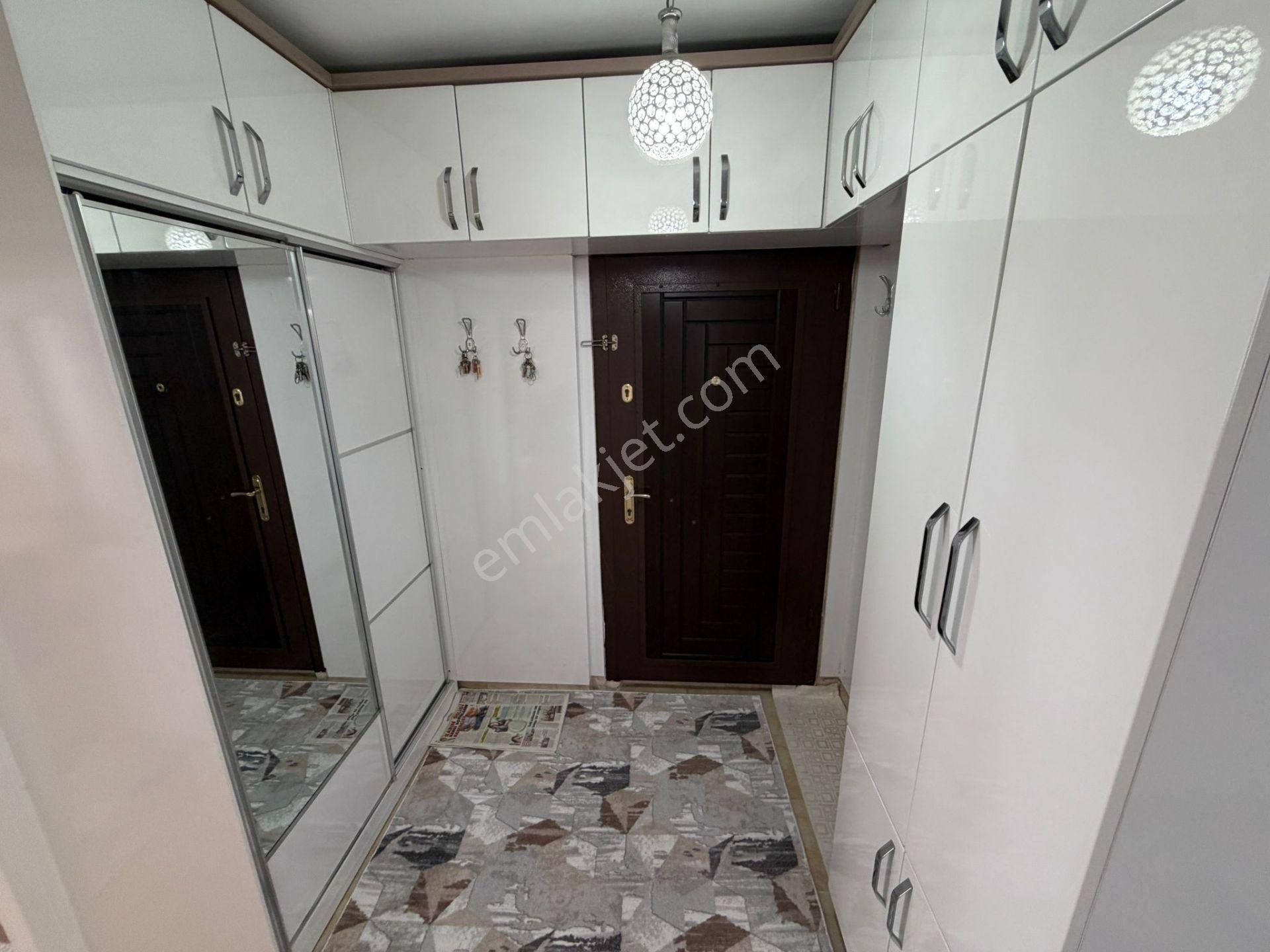 Sincan Malazgirt'te Arakatta Yapılı Masrafsız Merkezi Konumda Uygun Fiyat Daire - Görsel 35