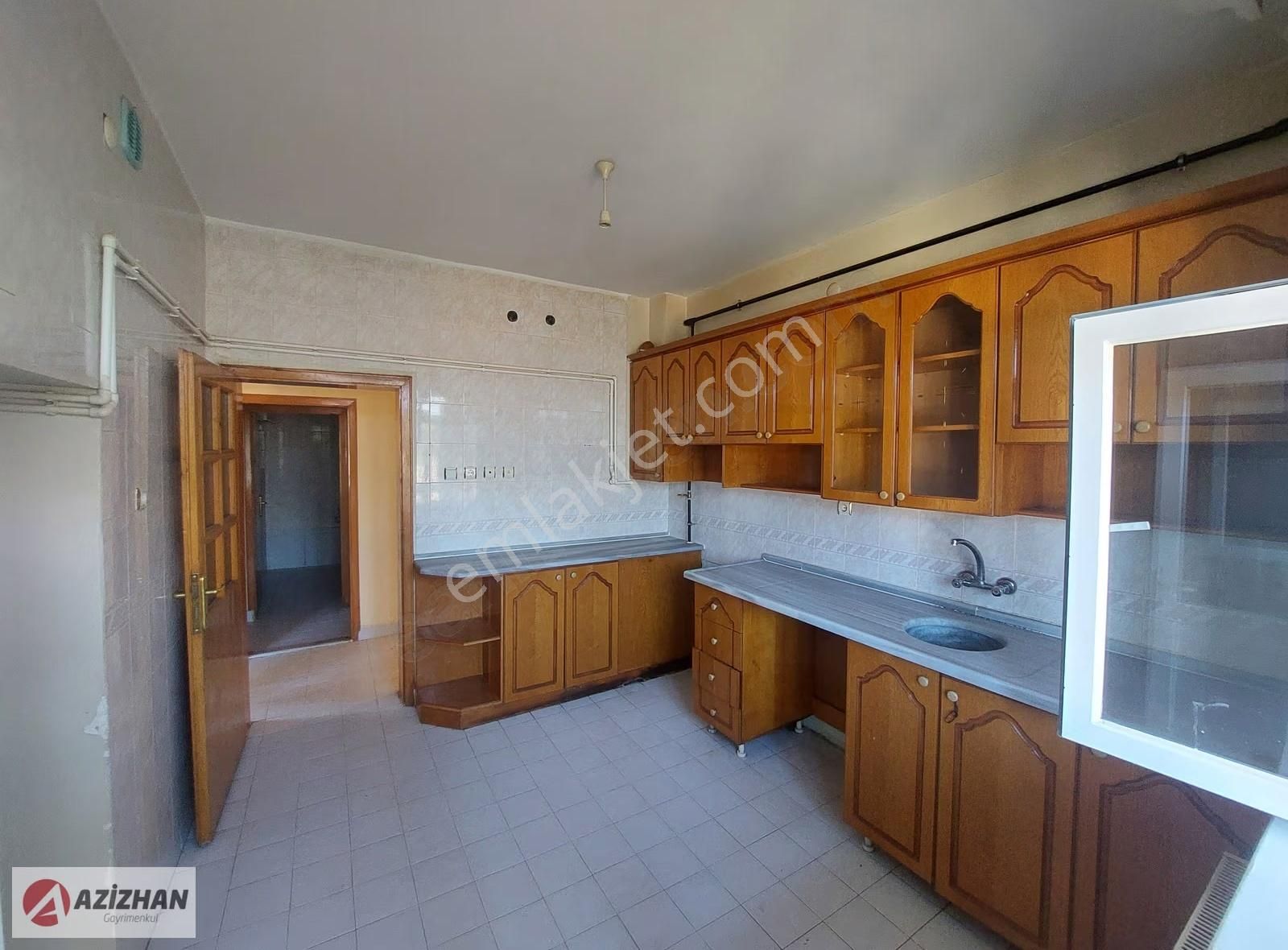 Azizhan'dan Hocacihanda Kiralık 3+1 Daire