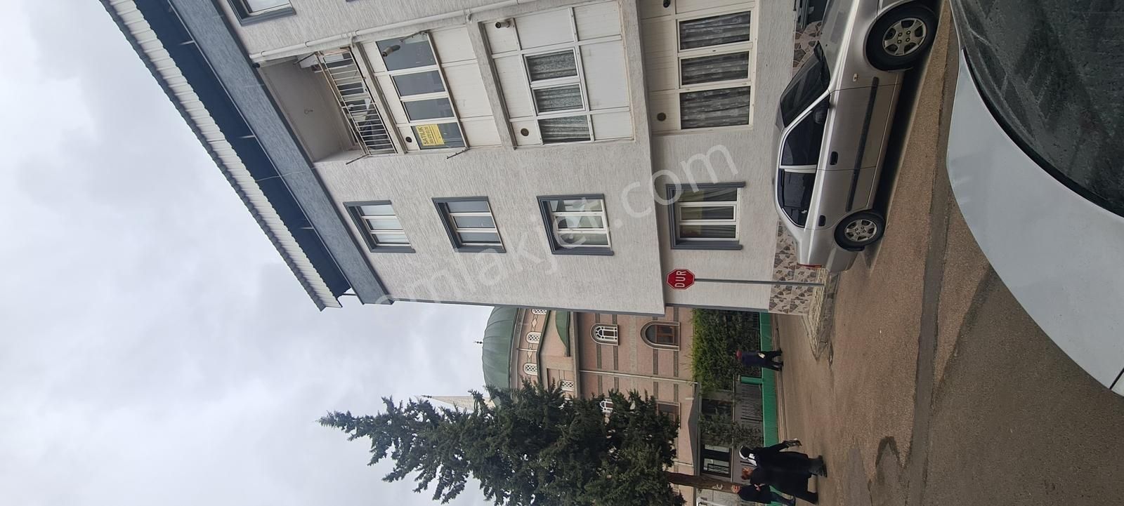 İnegöl Merkez De Satılık Ara Kat 2+1 Daire - Görsel 4