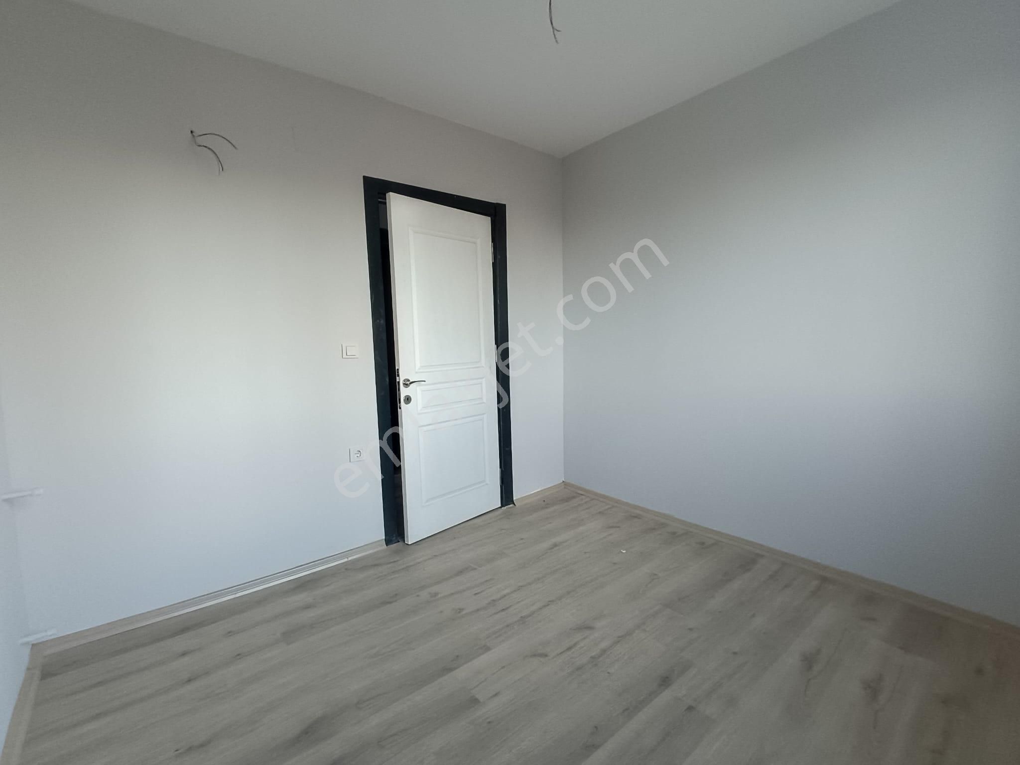 100. Yıl Mahallesi Beyzade Civarı+havuzlu 3+1 Kapalı Mutfak+sıfır Satılık Daire - Görsel 12