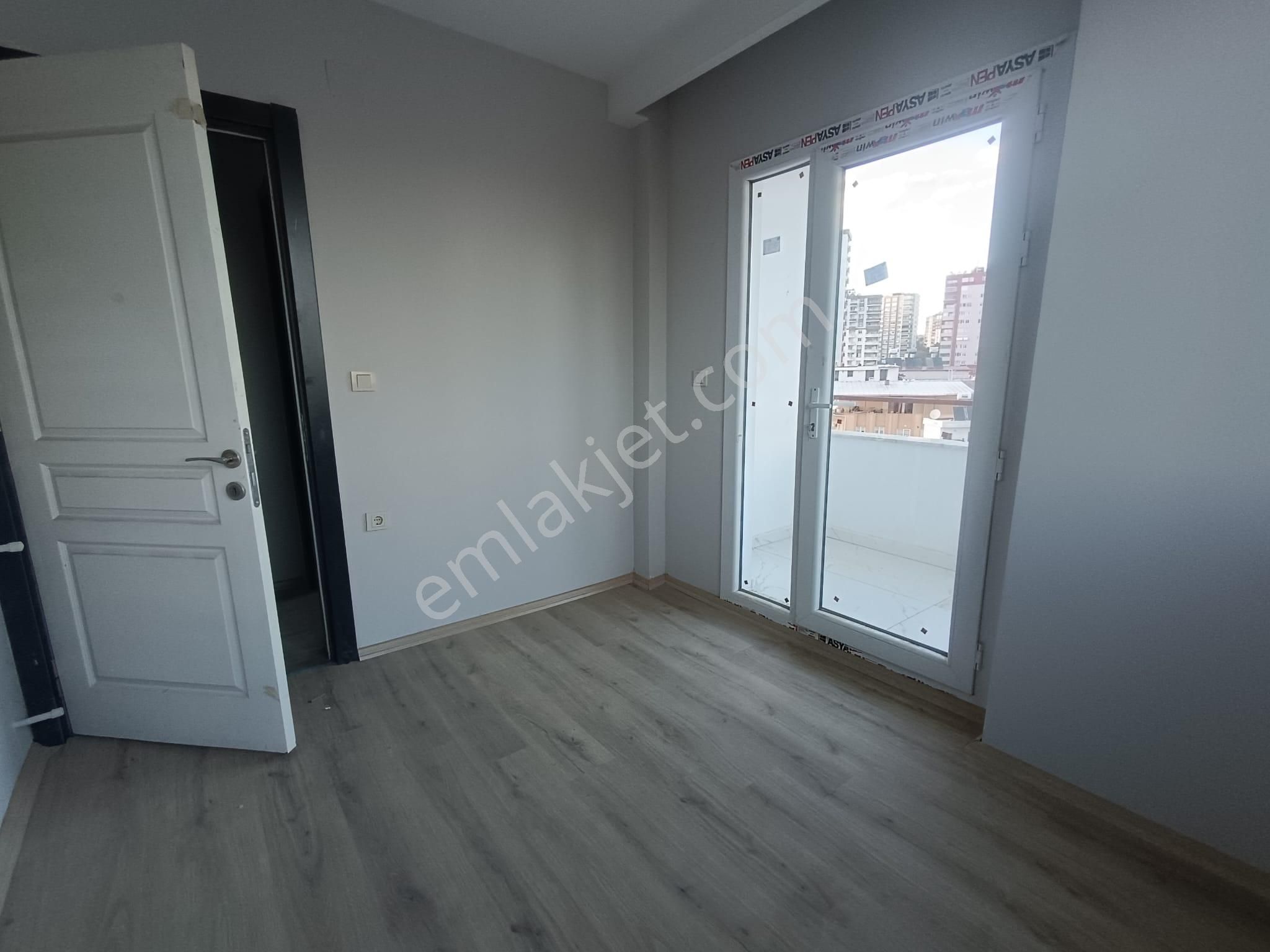 100. Yıl Mahallesi Beyzade Civarı+havuzlu 3+1 Kapalı Mutfak+sıfır Satılık Daire - Görsel 16