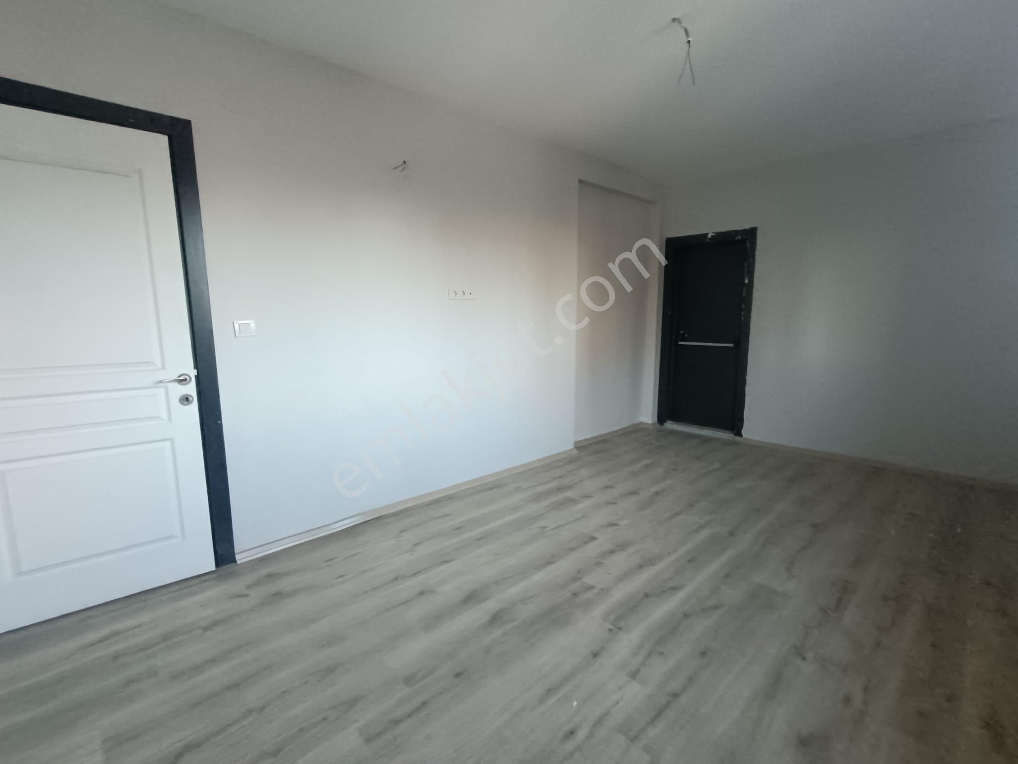 100. Yıl Mahallesi Beyzade Civarı+havuzlu 3+1 Kapalı Mutfak+sıfır Satılık Daire - Görsel 20