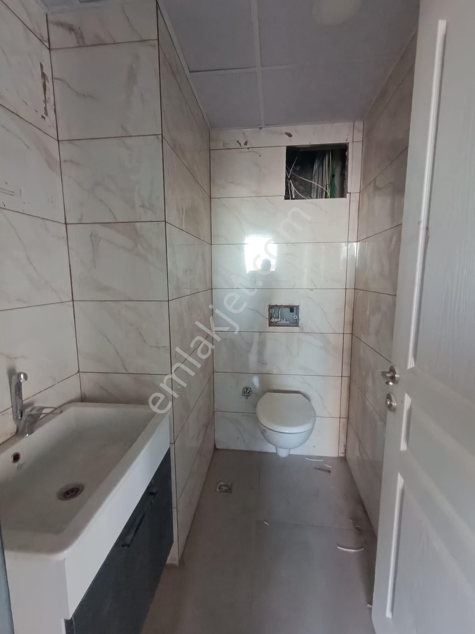 100. Yıl Mahallesi Beyzade Civarı+havuzlu 3+1 Kapalı Mutfak+sıfır Satılık Daire - Görsel 22