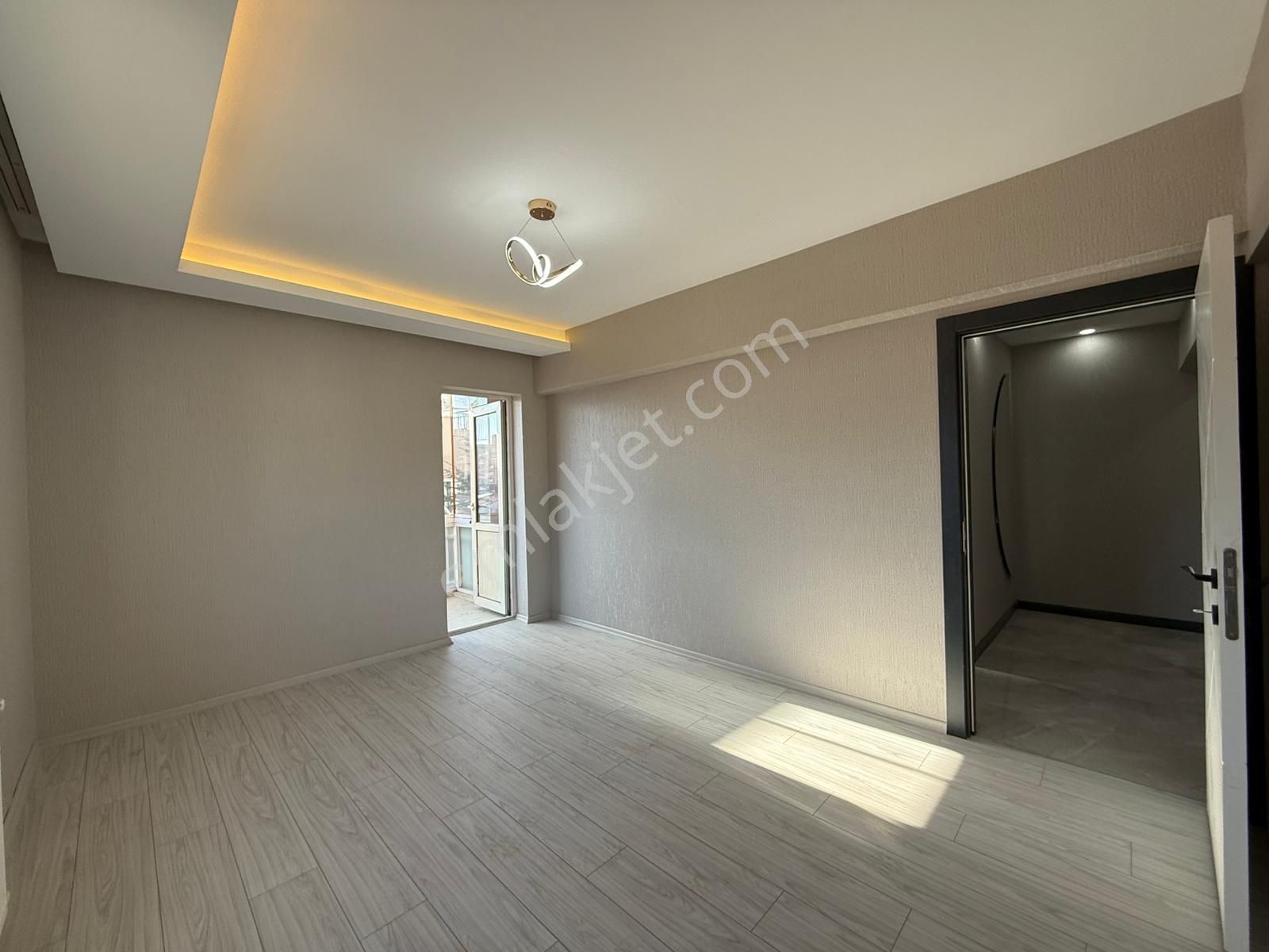 Kariyer'den Etlik Merkezde 3+1 Ultra Lüx Yapılı Kat Konumunda Yüksek Giriş Daire - Görsel 16