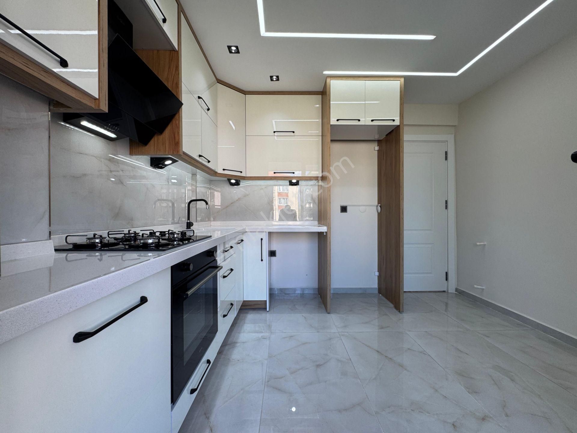 🟠🟠alfa'dan Akçay'da Satılık Lüx Tasarımlı Ön Cephe Arakat Çift Balkon Ayrı Mutfak 3+1 Daire E - Görsel 22