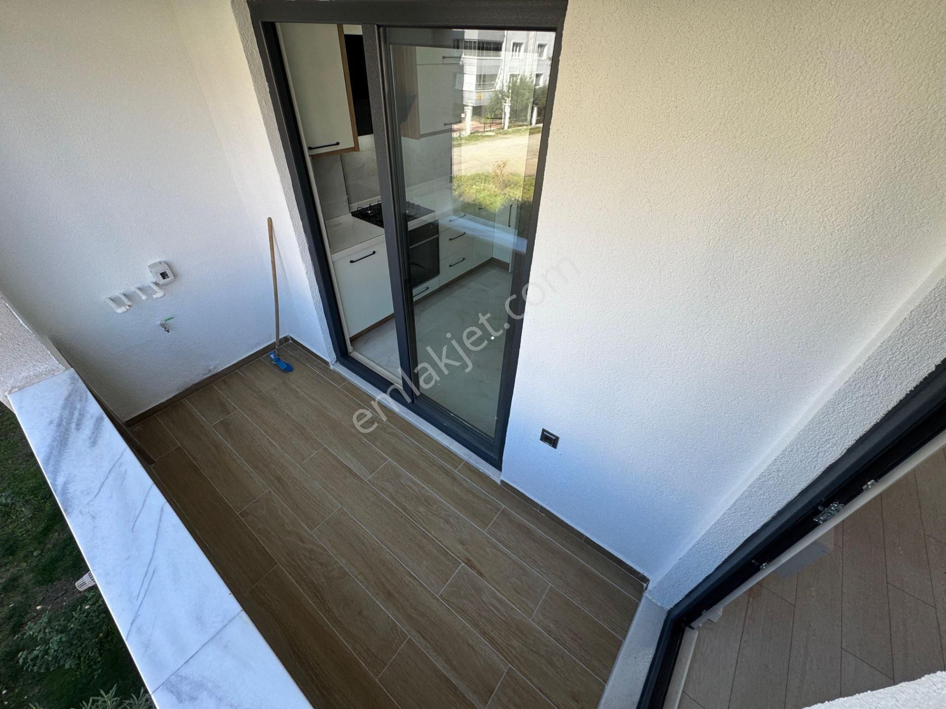 🟠🟠alfa'dan Akçay'da Satılık Lüx Tasarımlı Ön Cephe Arakat Çift Balkon Ayrı Mutfak 3+1 Daire E - Görsel 25