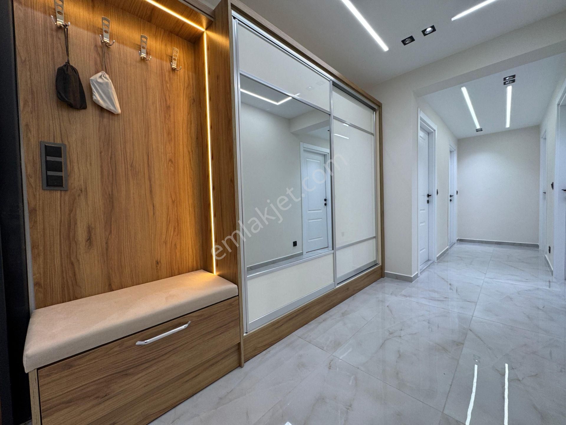 🟠🟠alfa'dan Akçay'da Satılık Lüx Tasarımlı Ön Cephe Arakat Çift Balkon Ayrı Mutfak 3+1 Daire E - Görsel 31