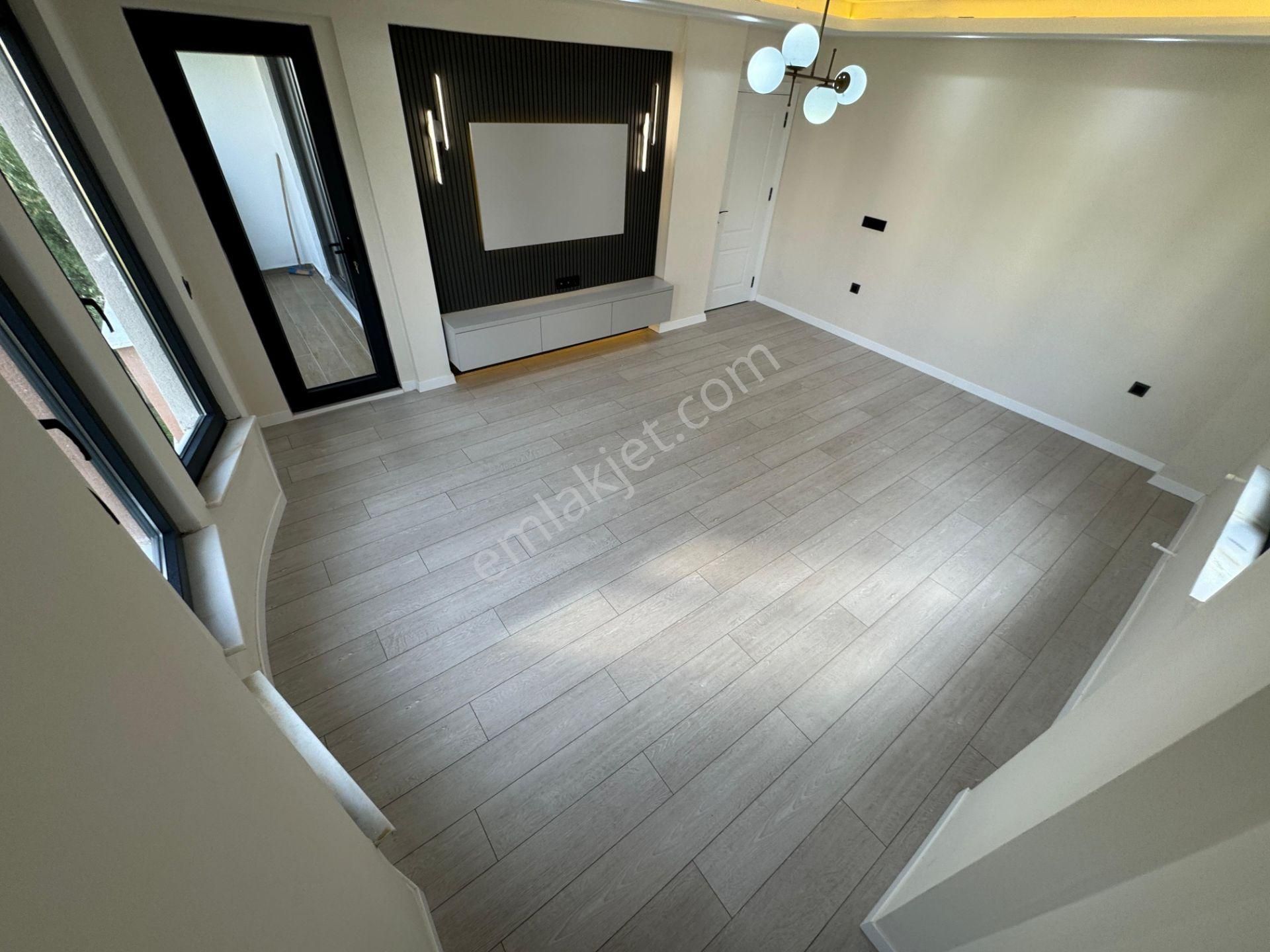 🟠🟠alfa'dan Akçay'da Satılık Lüx Tasarımlı Ön Cephe Arakat Çift Balkon Ayrı Mutfak 3+1 Daire E - Görsel 5