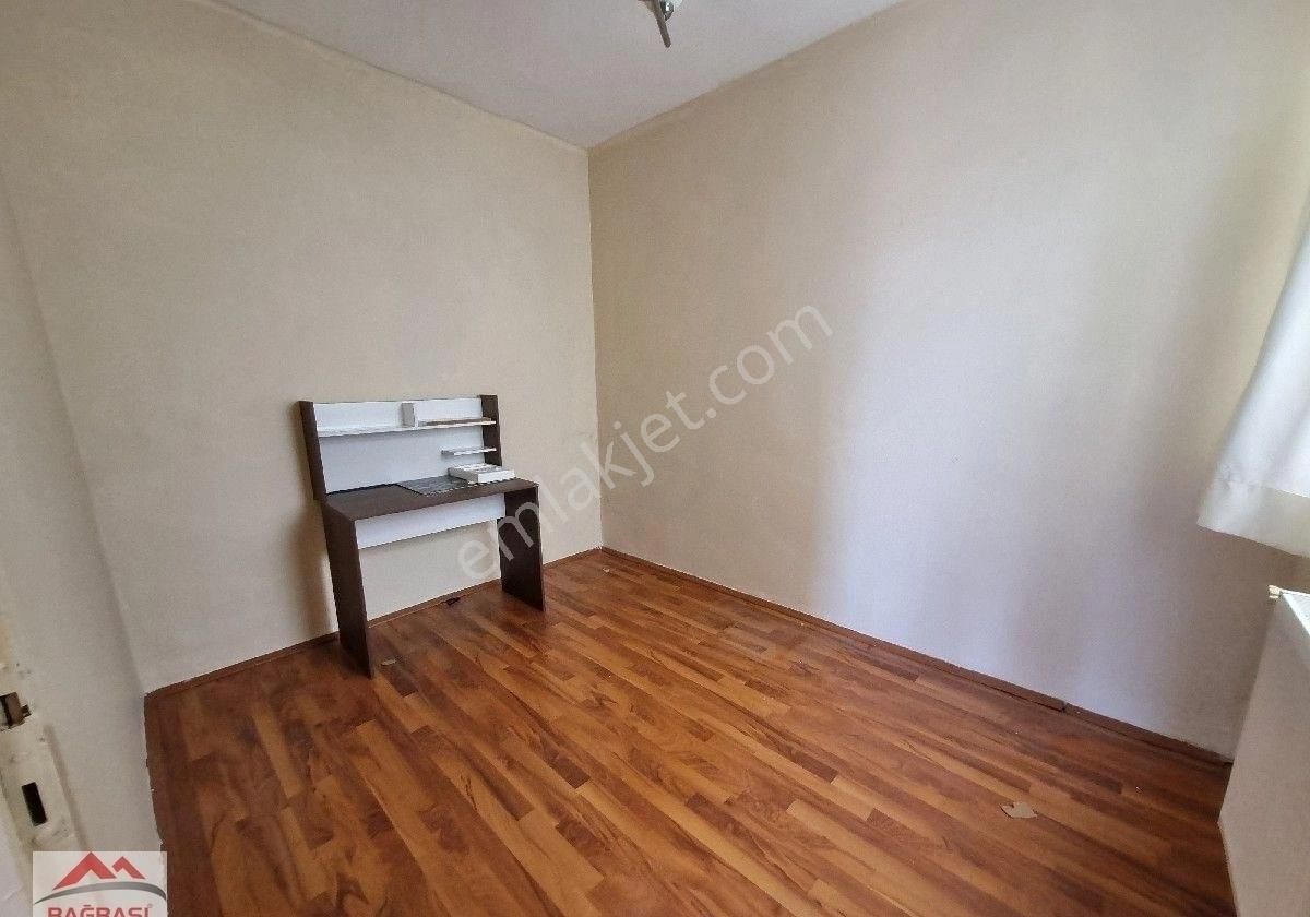 Aşağıeğlence Azık Sokak'ta 3+1 Bağımsız Güney Cephe Cam Balkonlu - Görsel 29