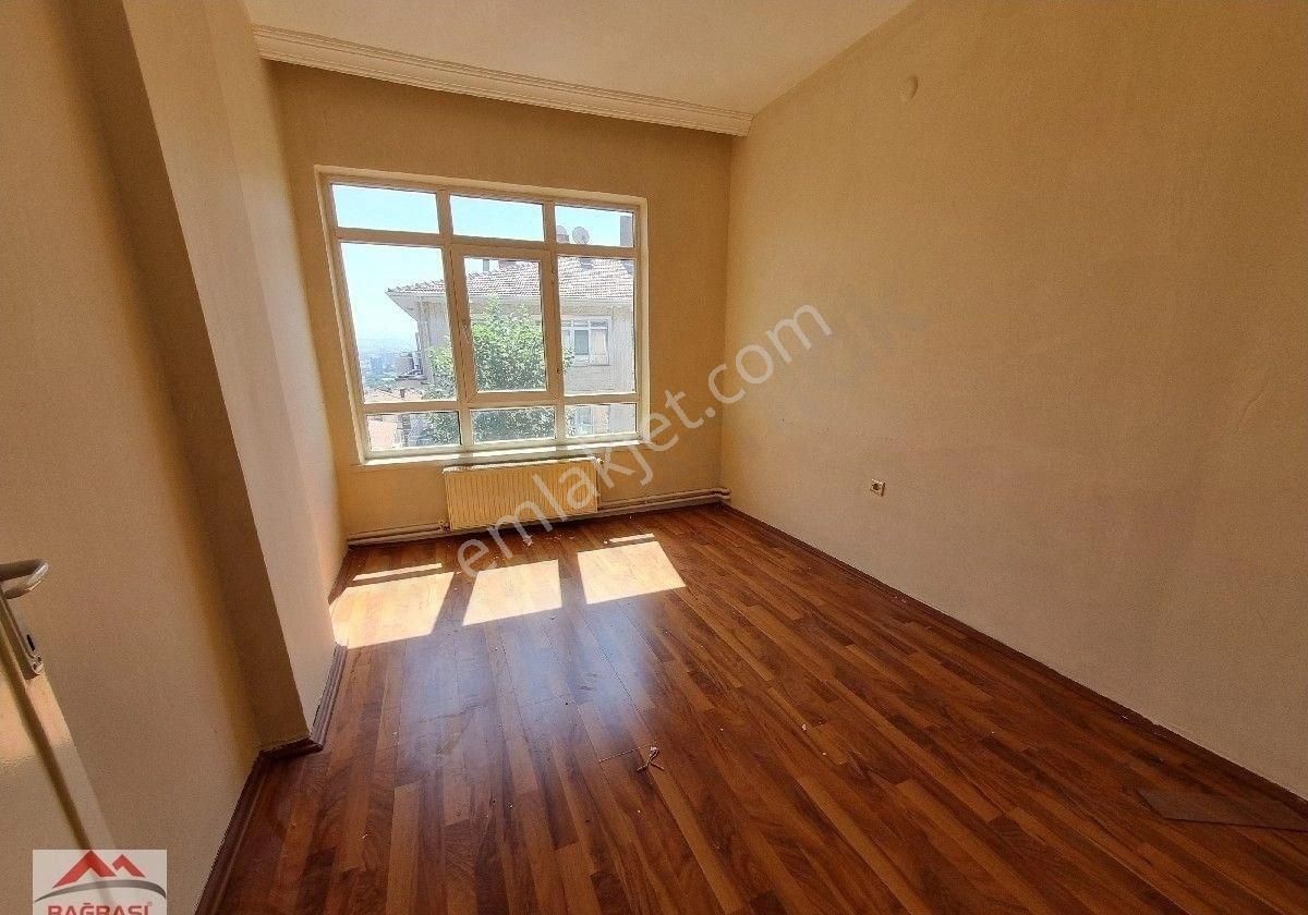 Aşağıeğlence Azık Sokak'ta 3+1 Bağımsız Güney Cephe Cam Balkonlu - Görsel 22