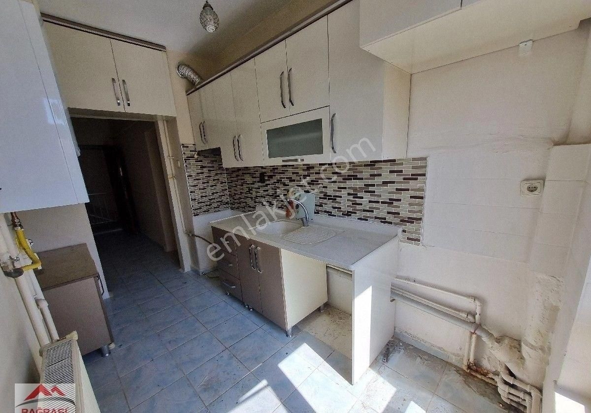 Aşağıeğlence Azık Sokak'ta 3+1 Bağımsız Güney Cephe Cam Balkonlu - Görsel 32