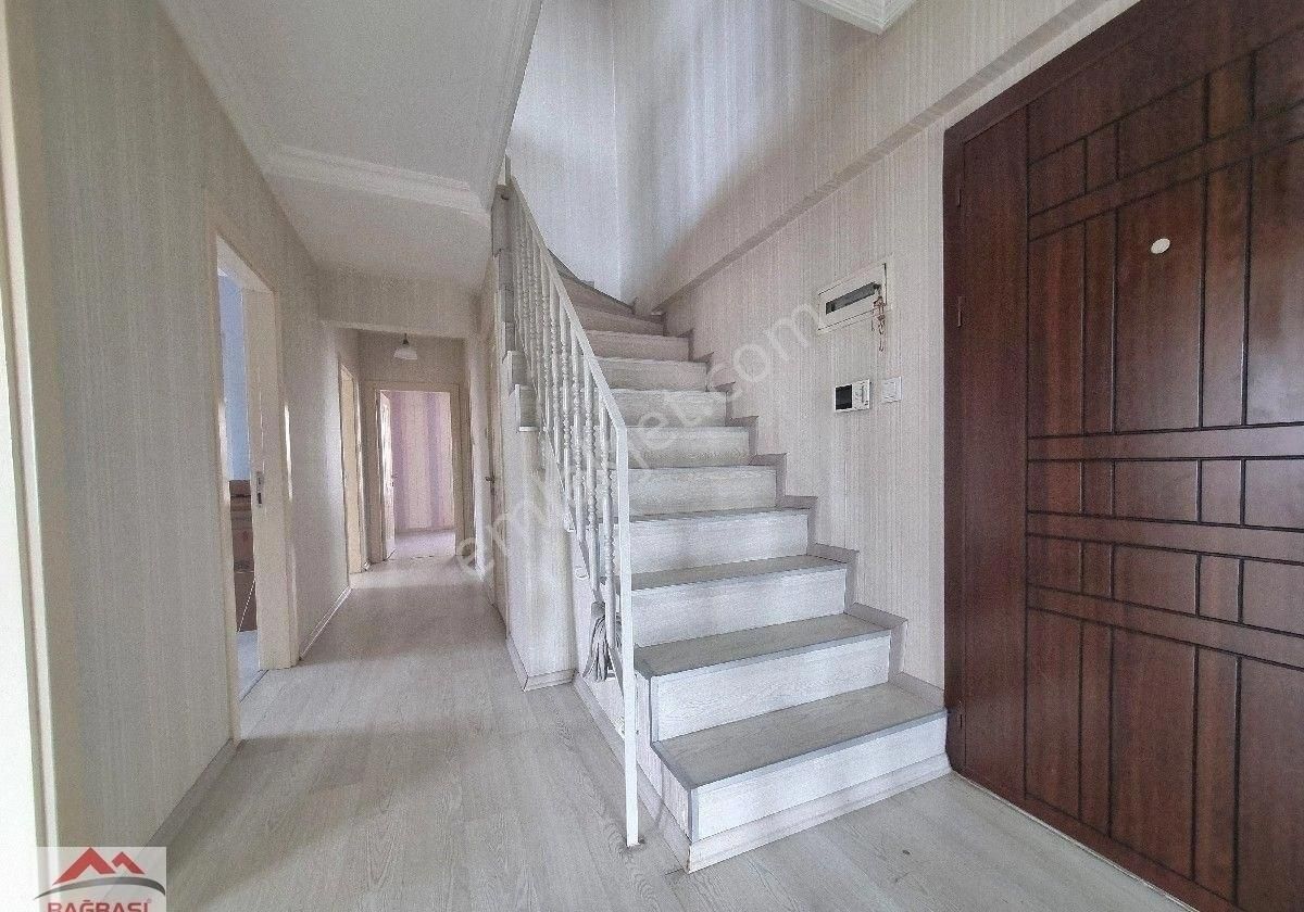 Antares & Şehir Hast.mevkii 4+1+kiler Çift Banyolu Teraslı Manzaralı Full Yapılı - Görsel 4