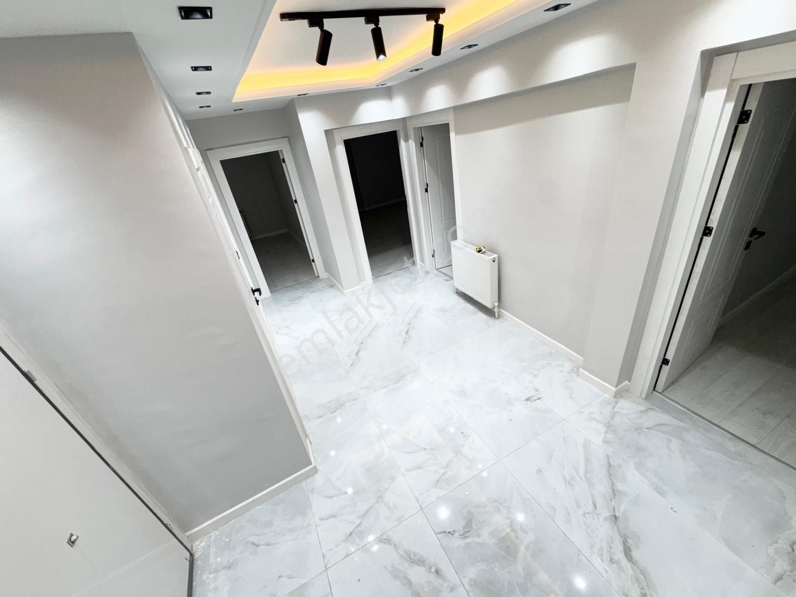 İstasyon Mh'de Bağımsız Lüks Sıfır Özel Dizayn Edilmiş 3+1 Daire - Görsel 12