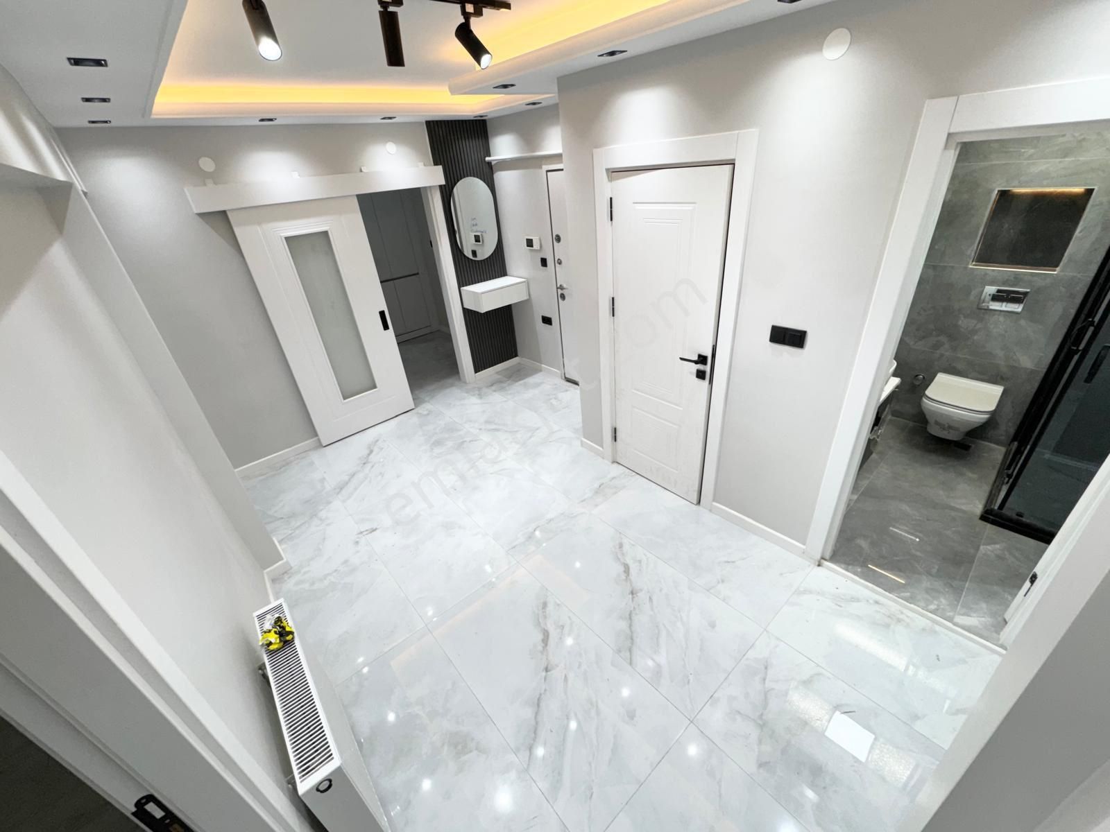 İstasyon Mh'de Bağımsız Lüks Sıfır Özel Dizayn Edilmiş 3+1 Daire - Görsel 15