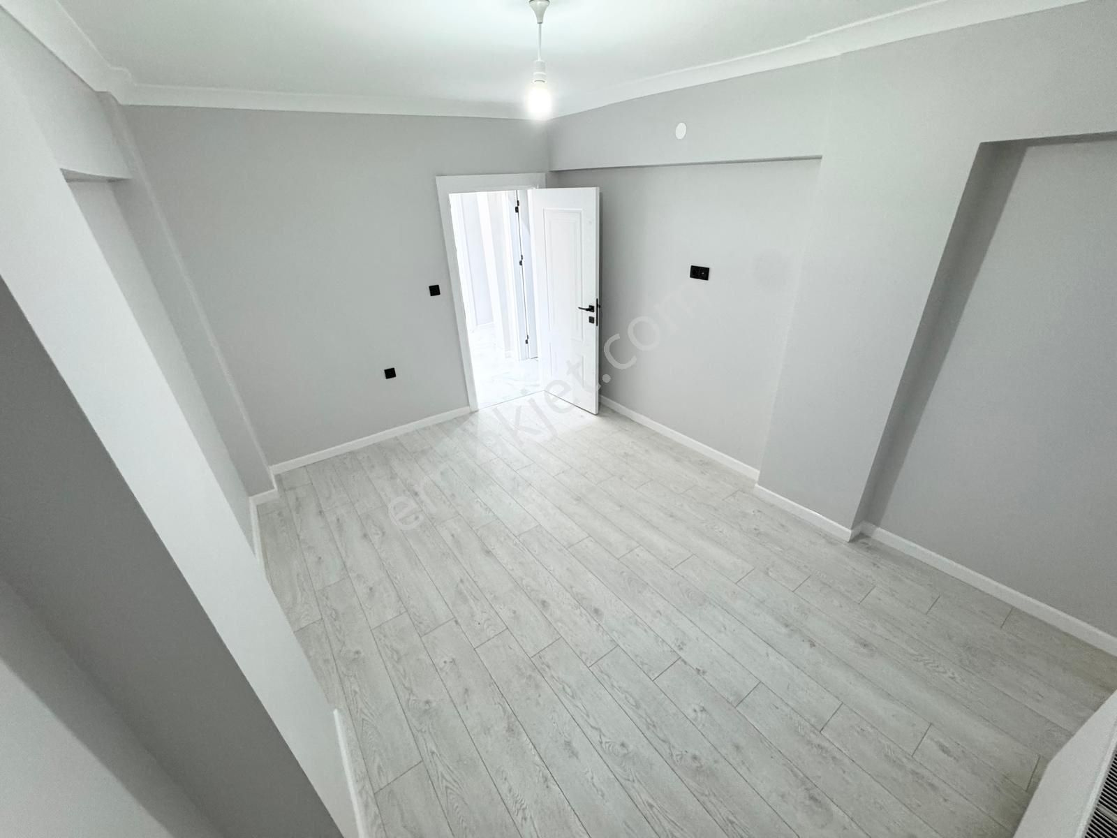 İstasyon Mh'de Bağımsız Lüks Sıfır Özel Dizayn Edilmiş 3+1 Daire - Görsel 31