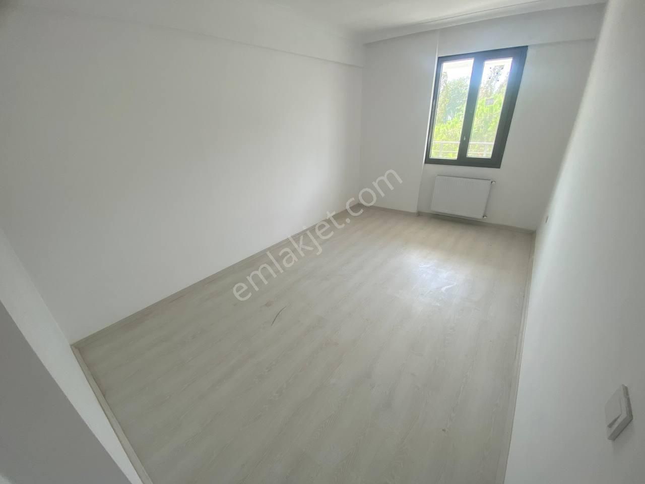 🏡🔴aktiften Bahçelievler'de Doğa İle Şehir Yaşamının Birleştiği Yerde Konforlu Satılık 2+1 Dair - Görsel 8