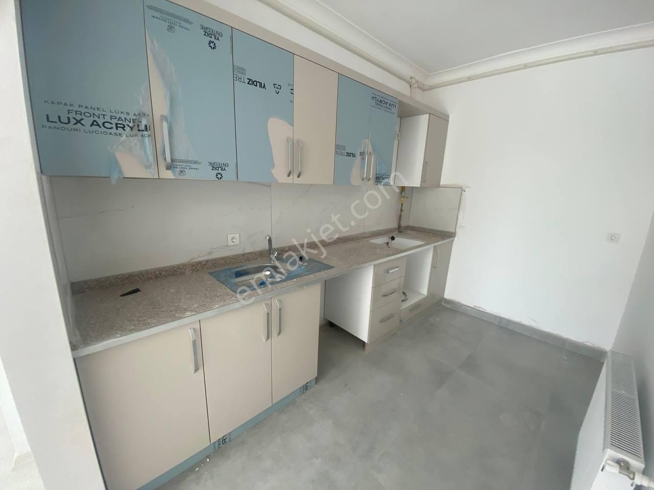 🏡🔴aktiften Bahçelievler'de Doğa İle Şehir Yaşamının Birleştiği Yerde Konforlu Satılık 2+1 Dair - Görsel 9