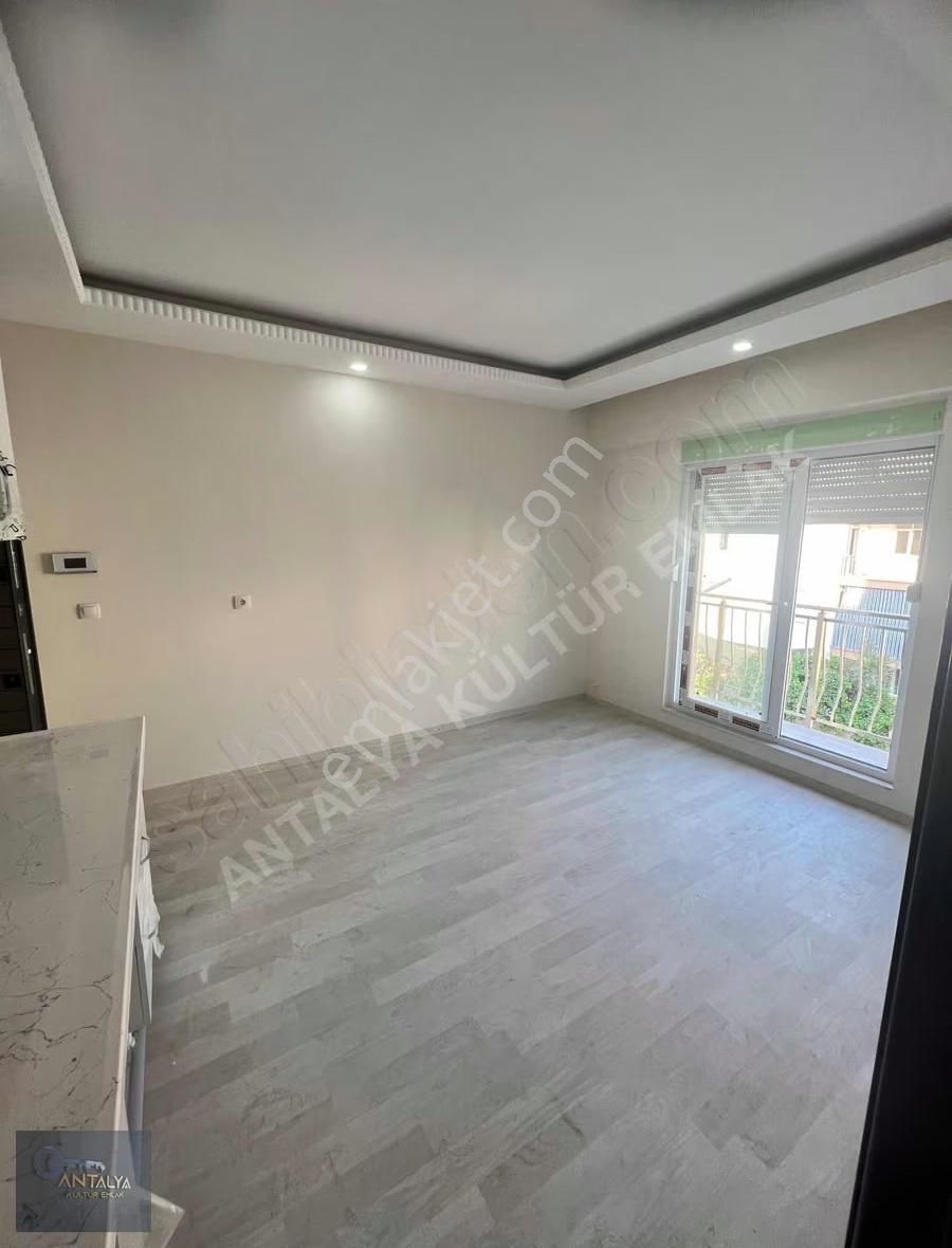 Ahatlı Mah 1+1 Asansörlü Ara Katta Satılık Daire. - Görsel 2