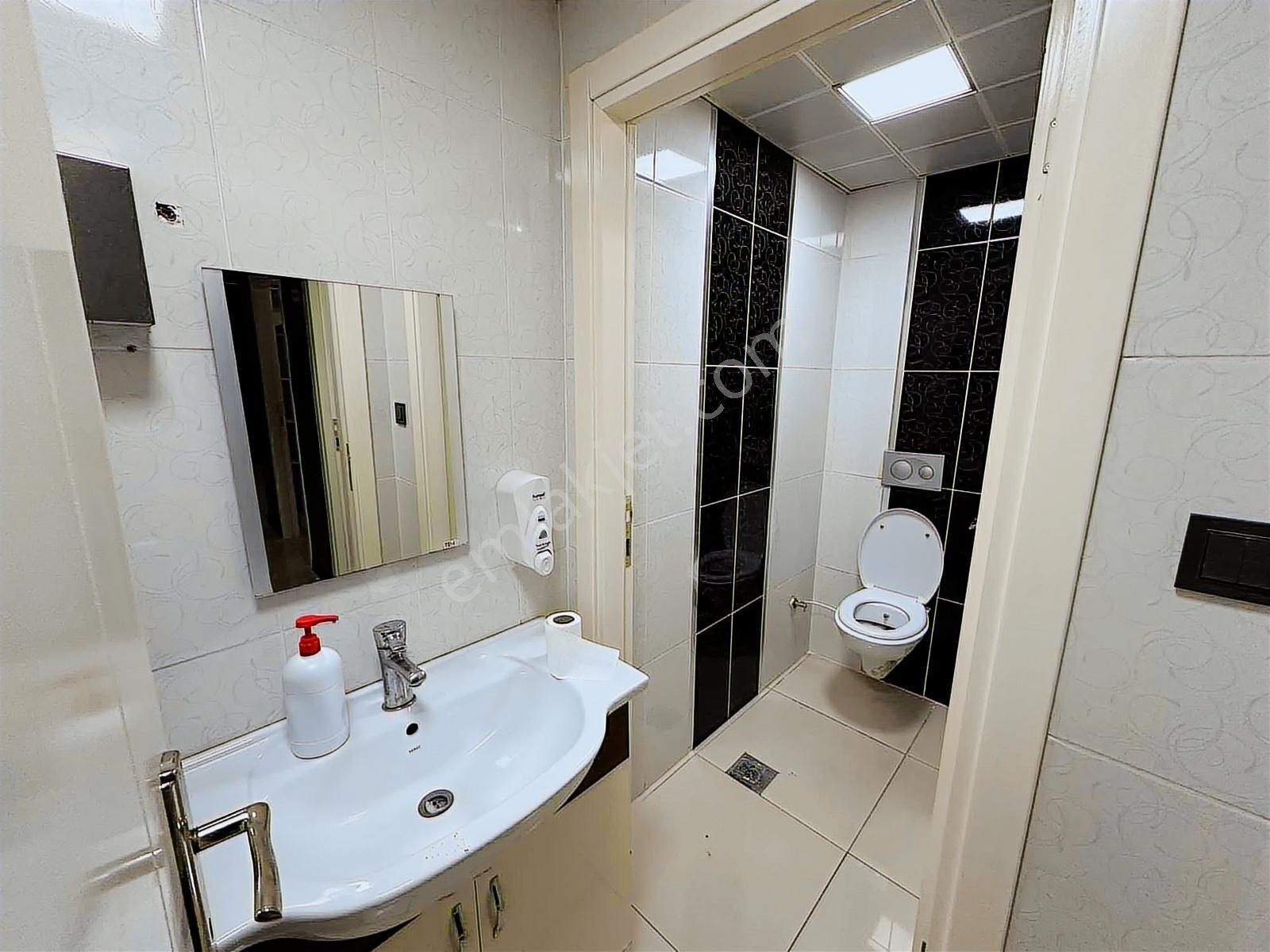 Hedef Emlak'tan Aksu Civarında 700 M2 Komple Kiralık Bina - Görsel 33