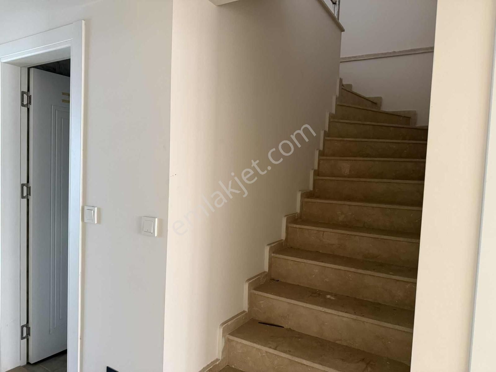 Bıyıkoğlu Emlaktan Satılık 5+1 Dubleks Daire - Görsel 10