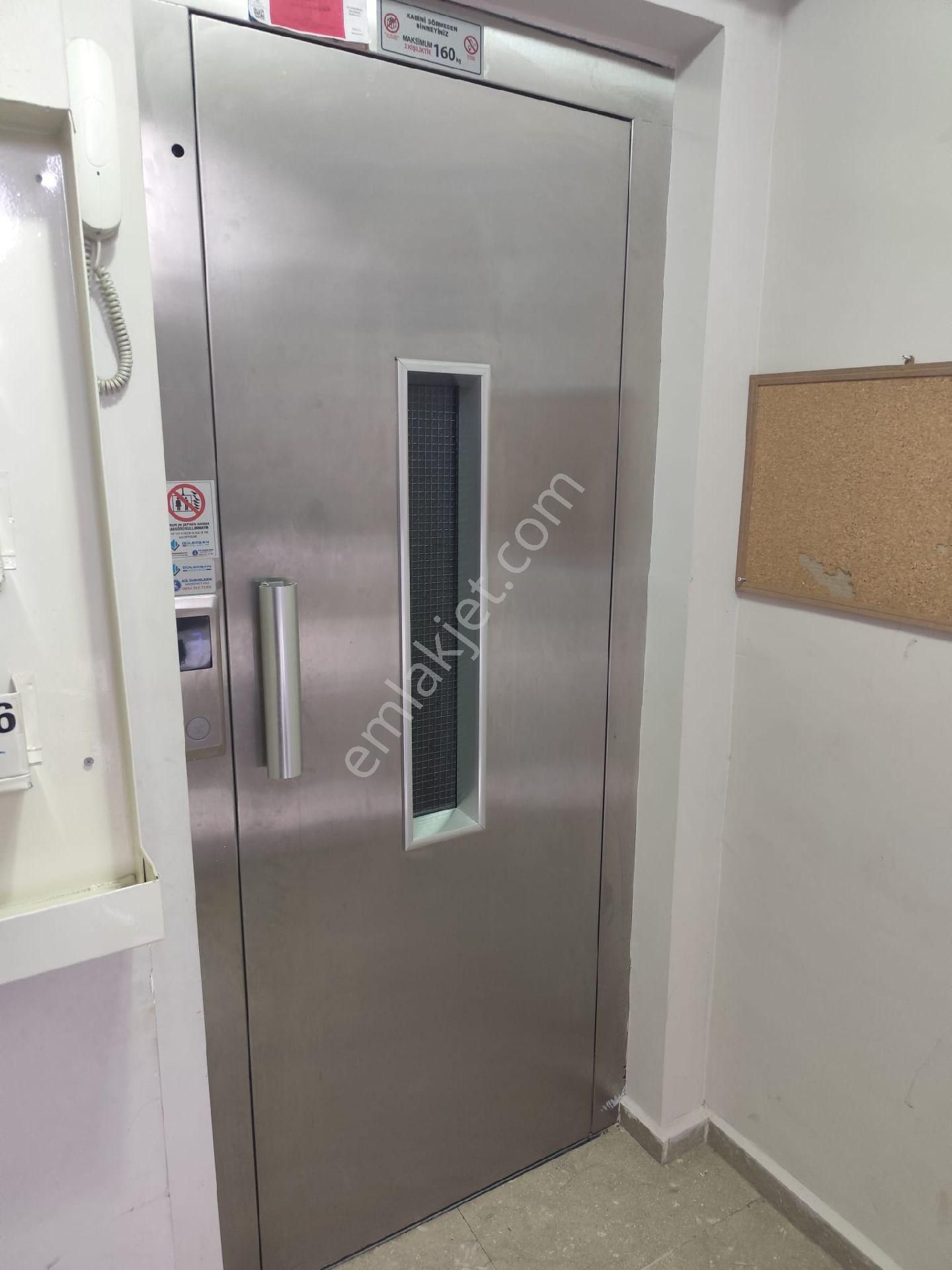 Görgülü Emlaktansatılık3+1sarıgazi - Görsel 11