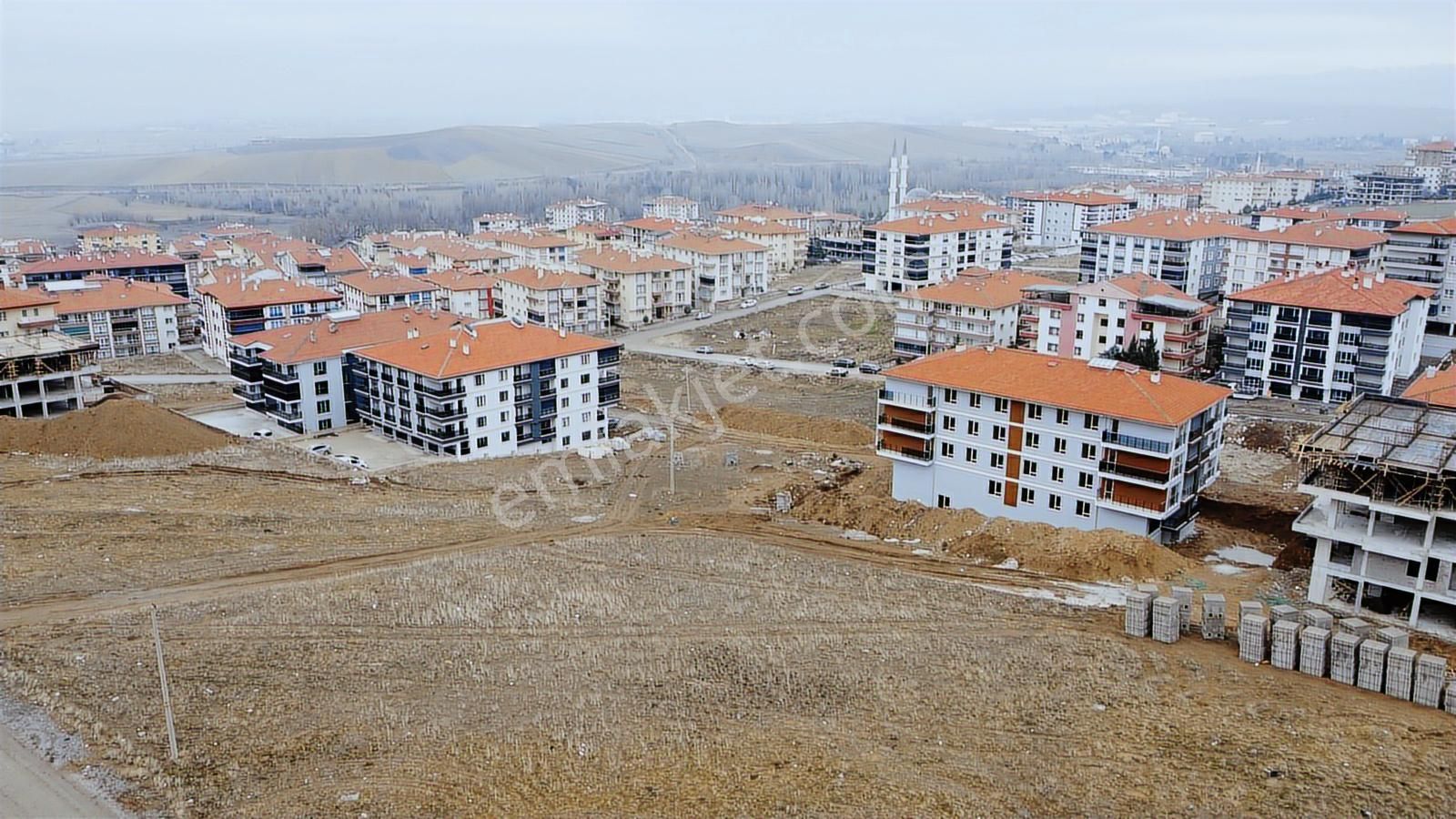 *altınova Da Yüksek Kat İmarlı Bi Daire Getirili Şehrin İçinde* - Görsel 33