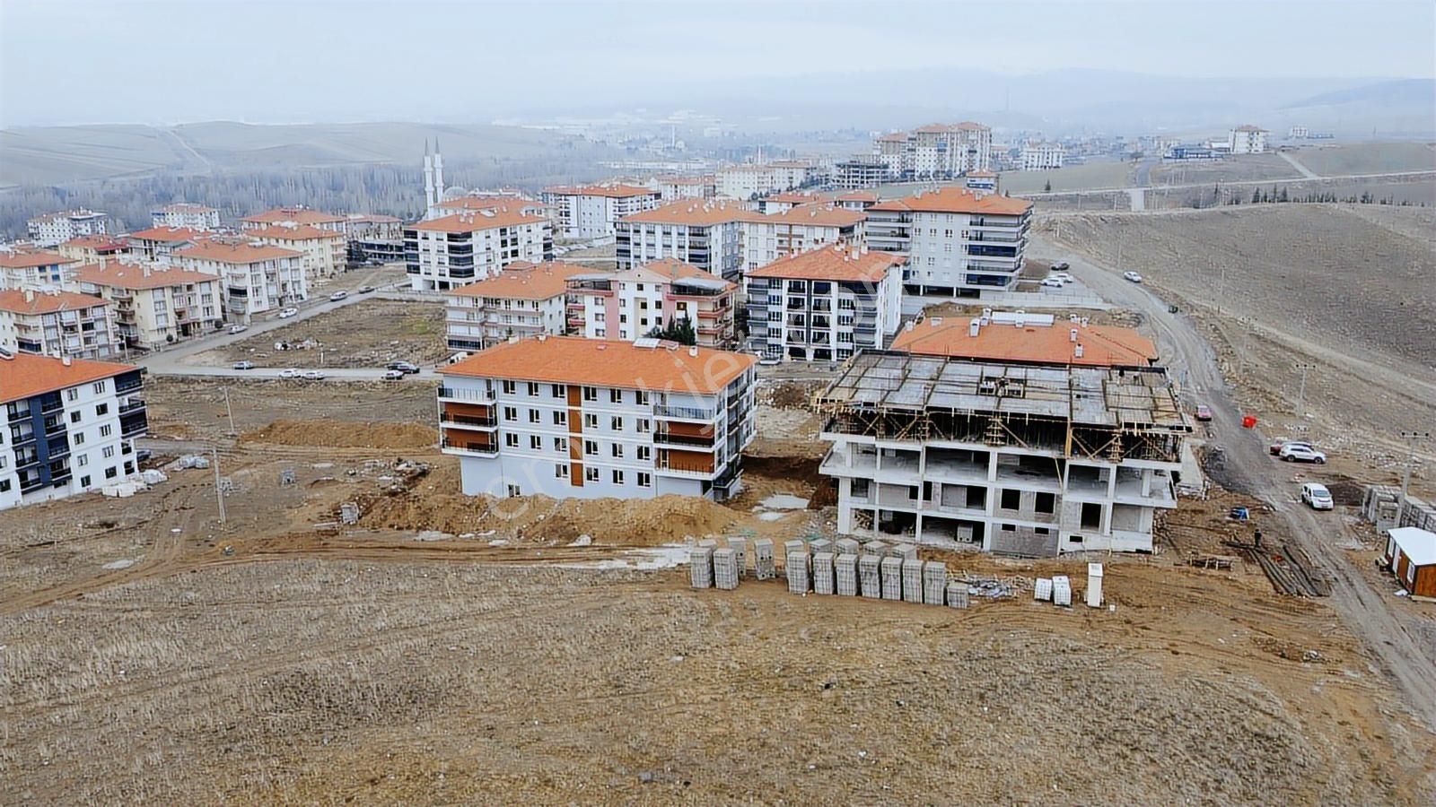 *altınova Da Yüksek Kat İmarlı Bi Daire Getirili Şehrin İçinde* - Görsel 30