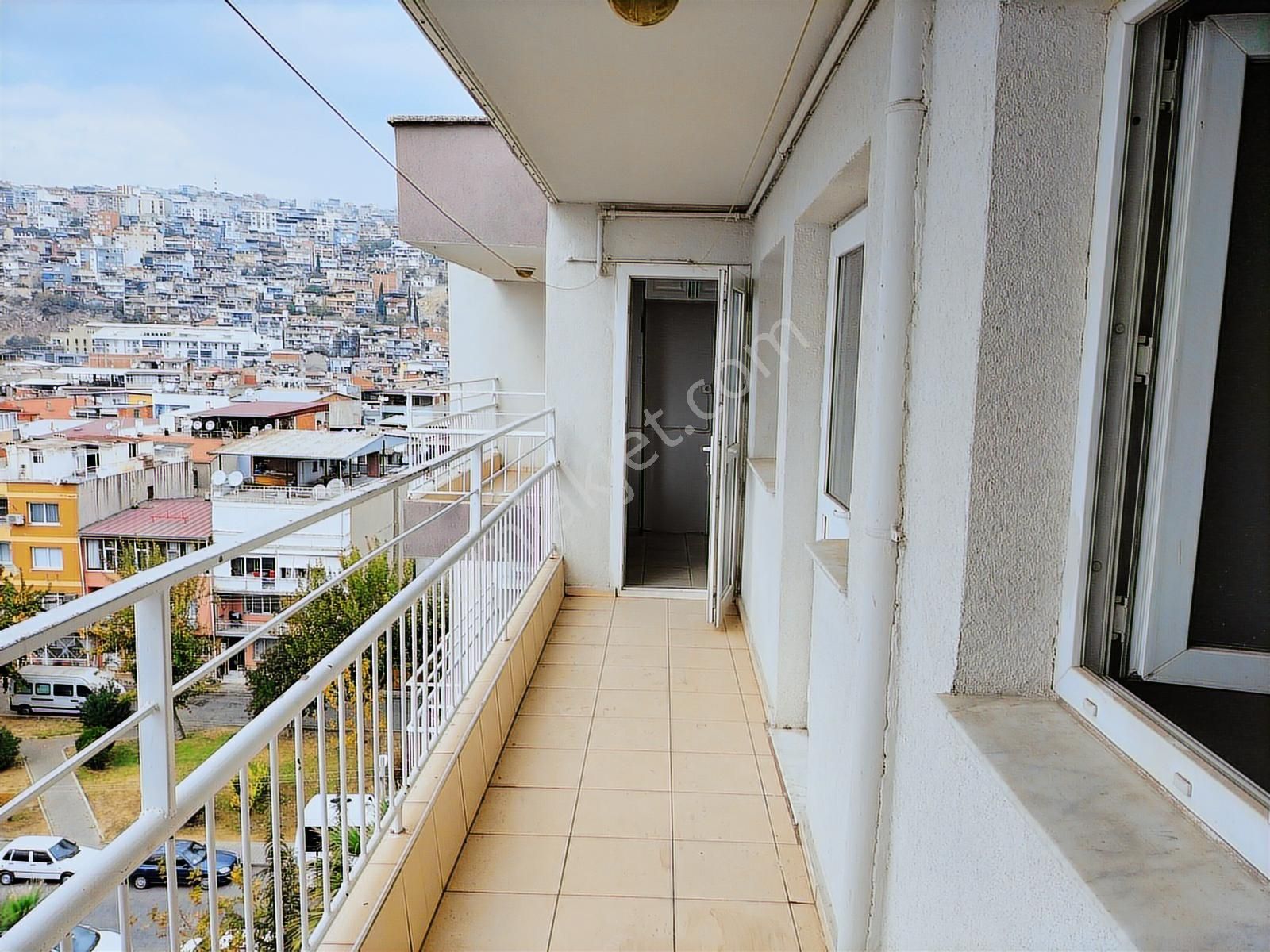 Bayraklı Smyrna Meydanı Yakını Kiralık 3+1 Bakımlı Daire - Görsel 22