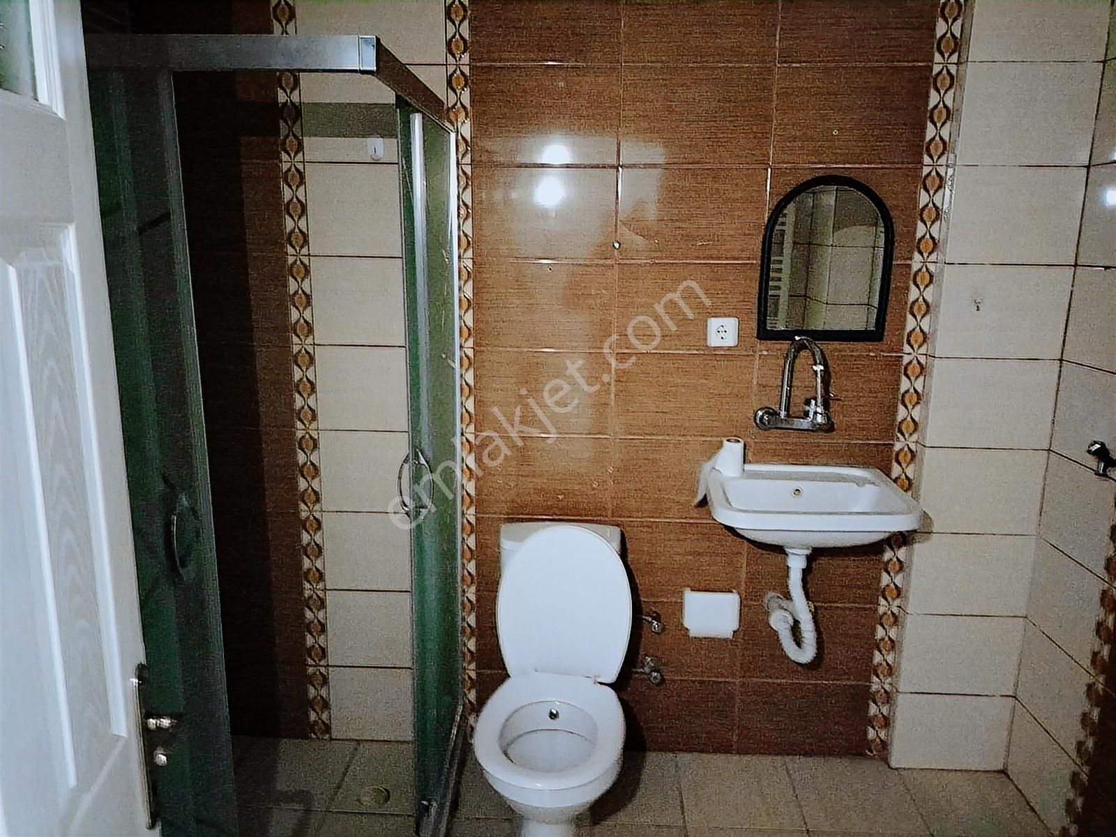 Bayraklı Smyrna Meydanı Yakını Kiralık 3+1 Bakımlı Daire - Görsel 4