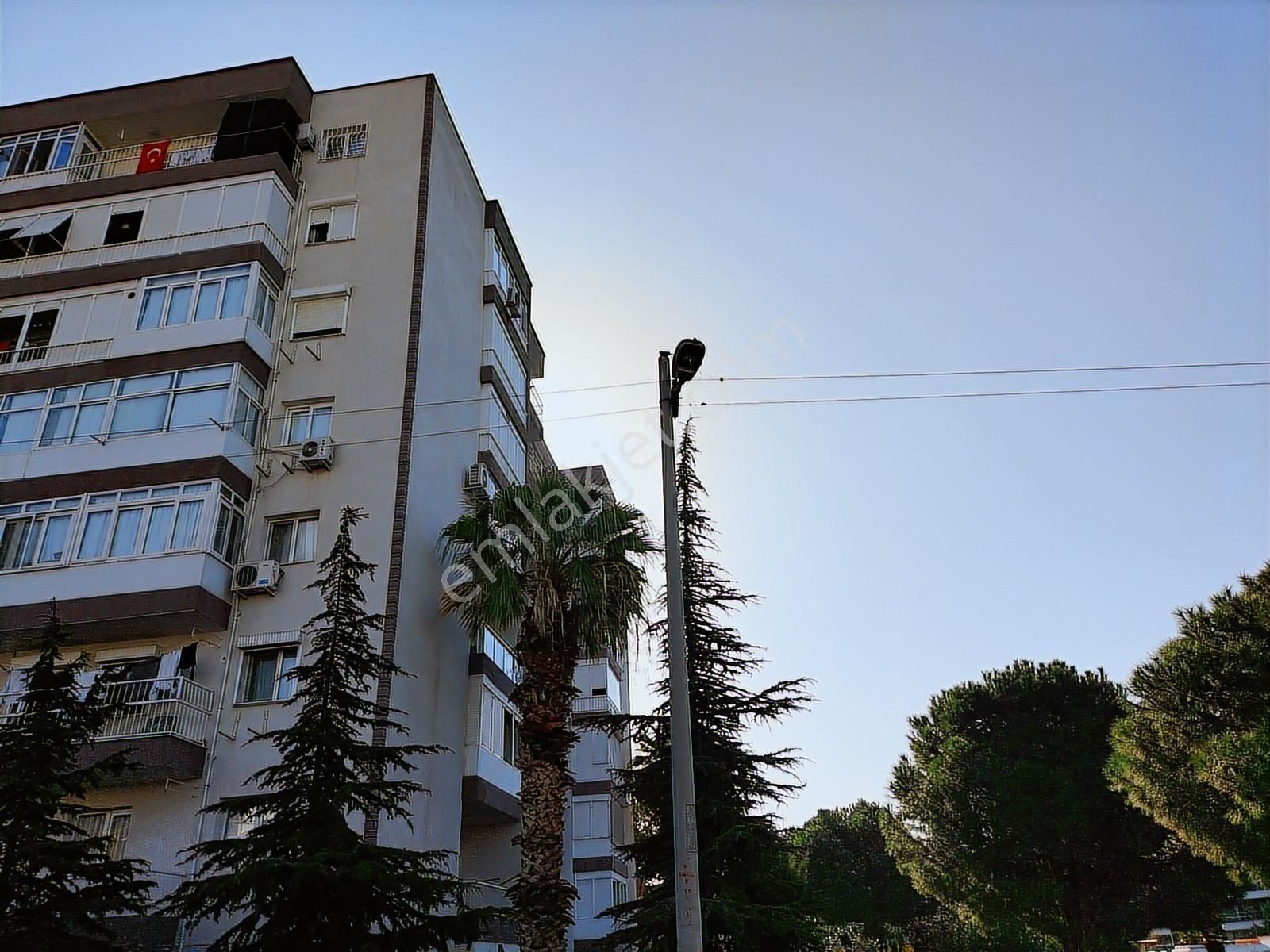 Bayraklı Smyrna Meydanı Yakını Kiralık 3+1 Bakımlı Daire - Görsel 5