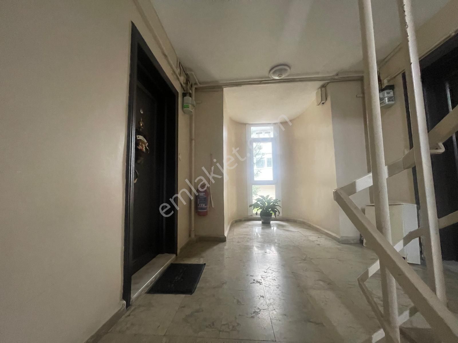 Ata 2 Sitesi Ana Cadde Çıkışında Masrafsız Satılık 3+1 Daire - Görsel 2