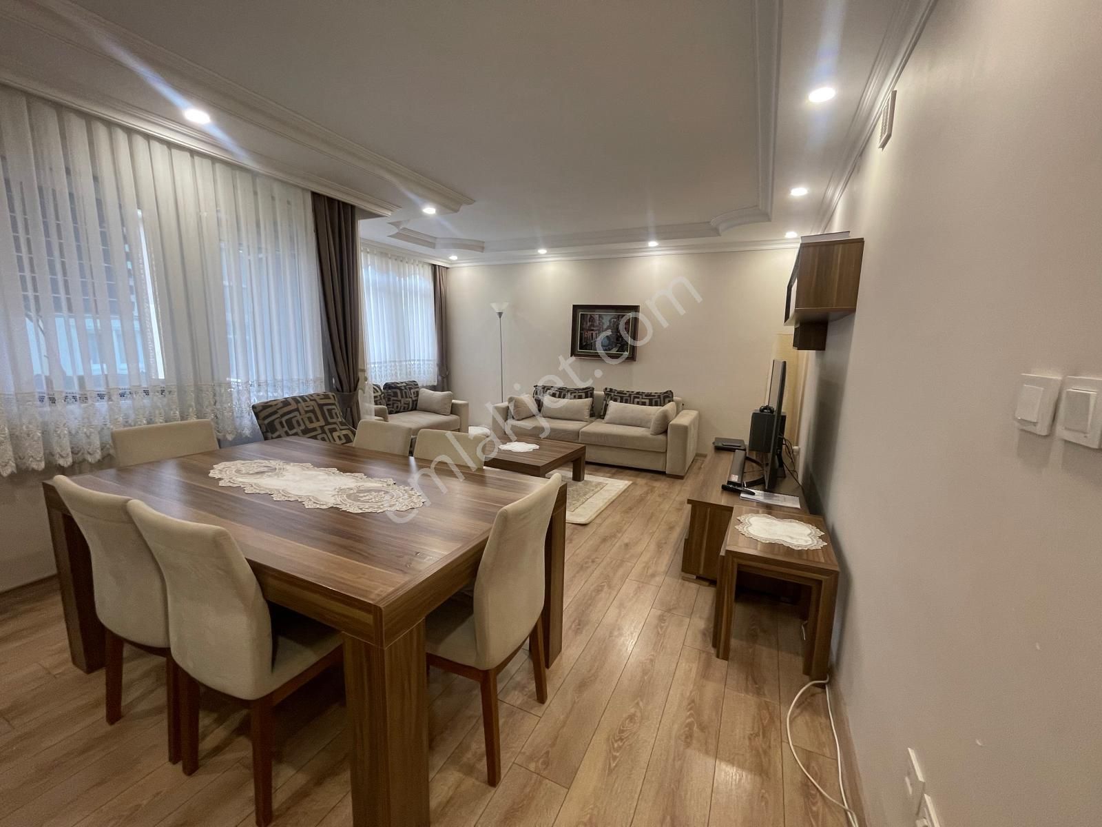 Ata 2 Sitesi Ana Cadde Çıkışında Masrafsız Satılık 3+1 Daire