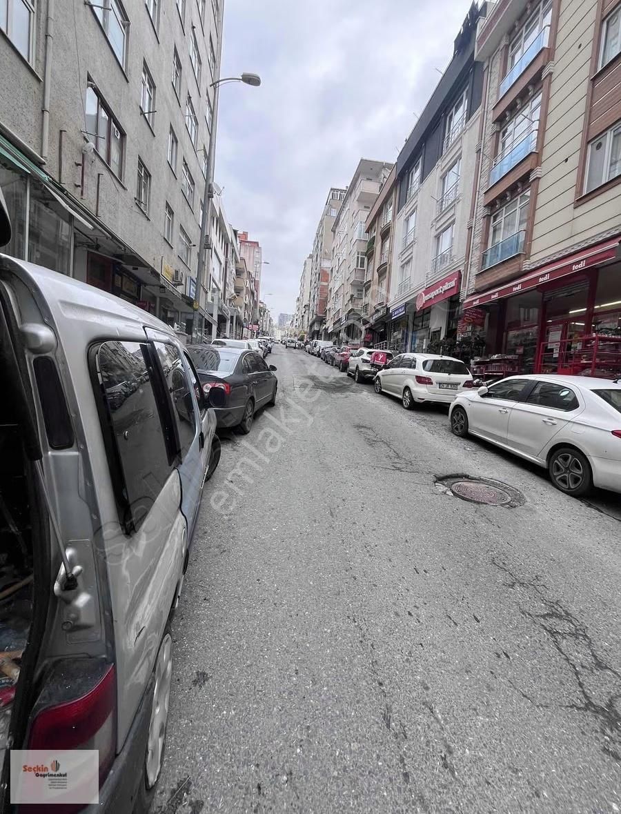 Maltepe Zümrütevlerde Cadde Üzerinde 35 M2 Dükkan - Görsel 2