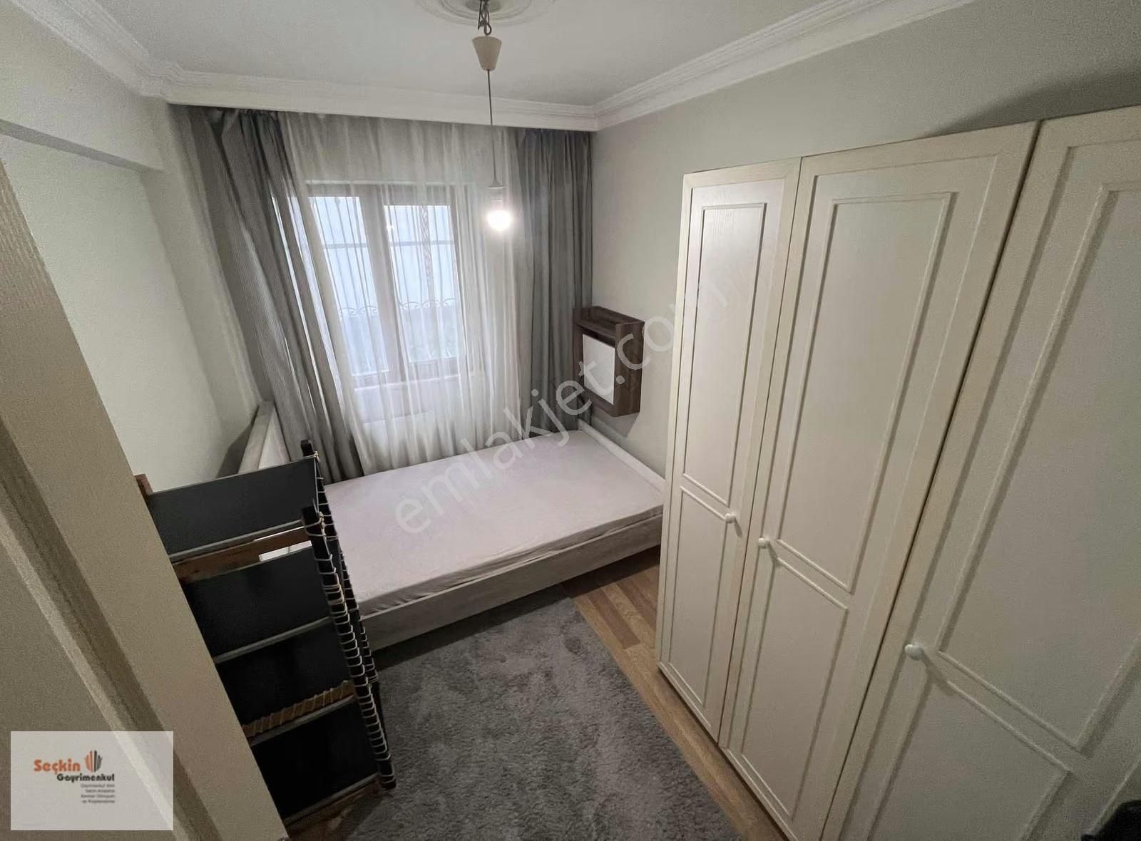 Maltepe Zümrütevlerde Full Eşyalı 1+1 Bahçe Kullanımlı Daire - Görsel 11