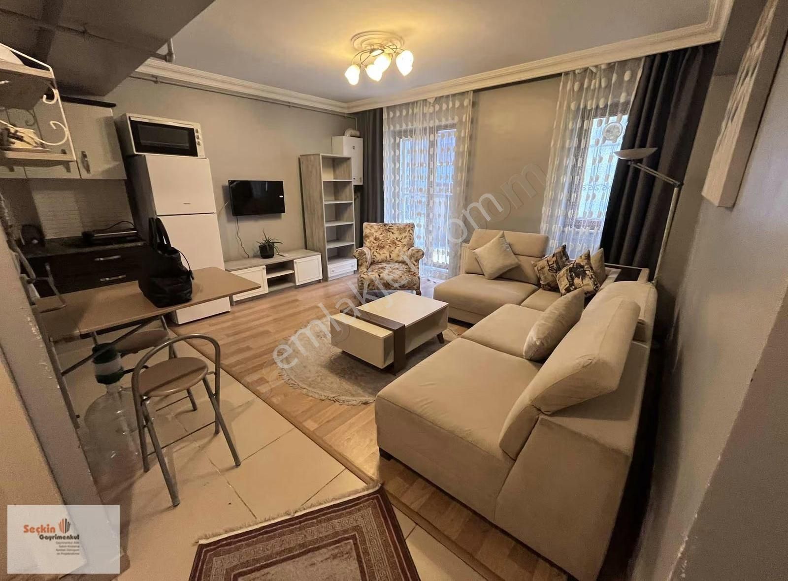 Maltepe Zümrütevlerde Full Eşyalı 1+1 Bahçe Kullanımlı Daire - Görsel 8