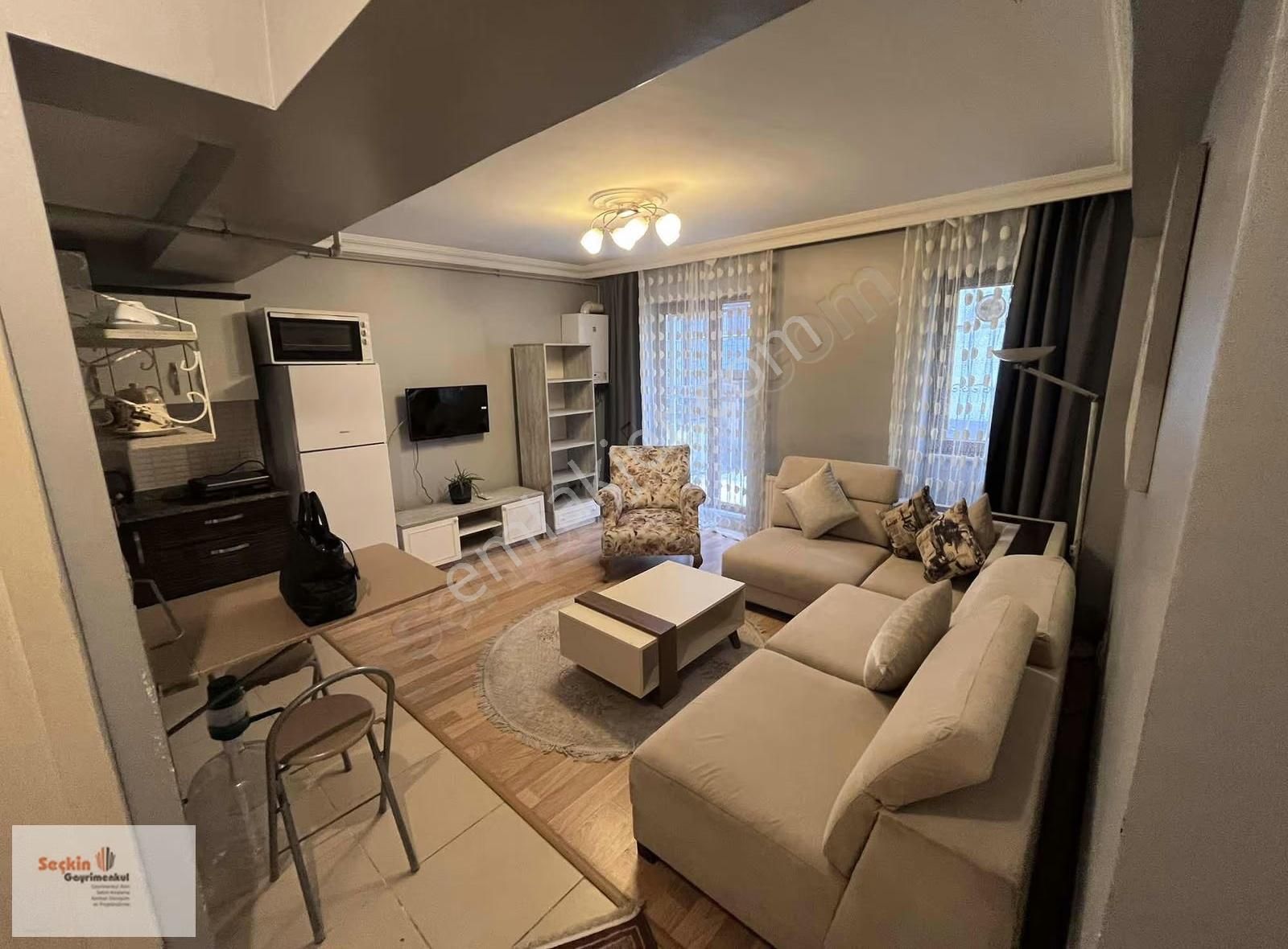Maltepe Zümrütevlerde Full Eşyalı 1+1 Bahçe Kullanımlı Daire - Görsel 7