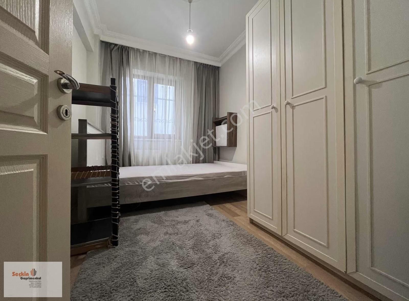 Maltepe Zümrütevlerde Full Eşyalı 1+1 Bahçe Kullanımlı Daire - Görsel 3