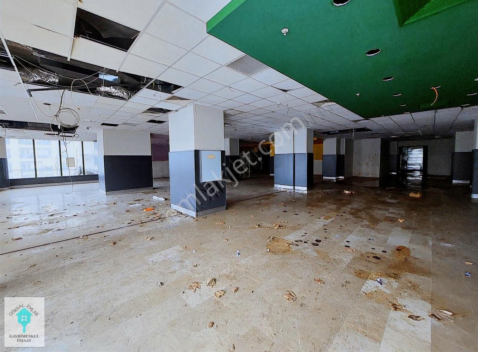 Esenyurt'ta Kiralık 2000 M2 Düz Giriş Ticari Alan - Görsel 3
