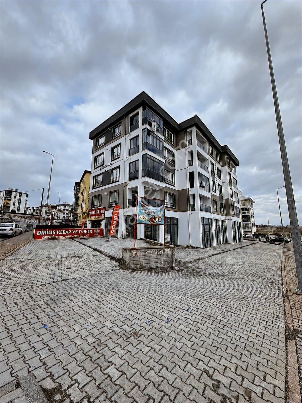 Erkilet Osmangazide Yatay Mimari Satılık 3+1 - Görsel 3