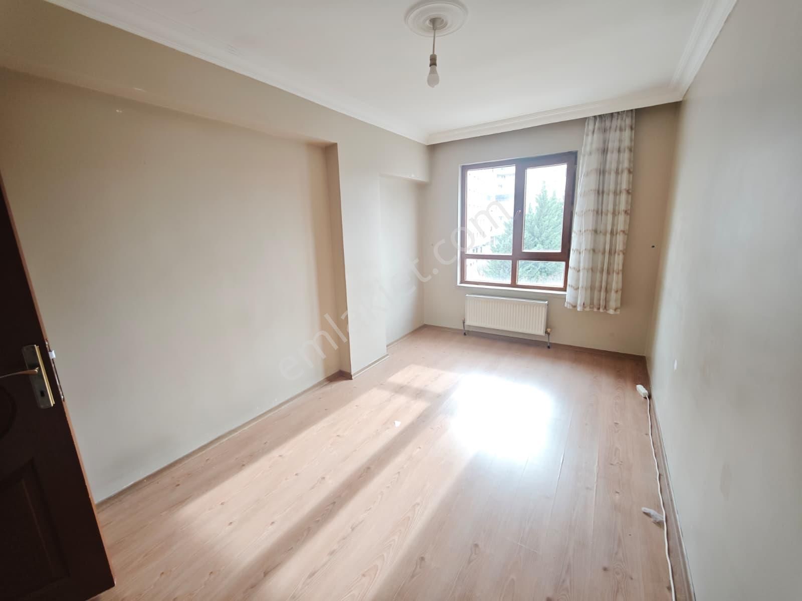Ilı Lider Emlak'tan Ilı Ön Cephe Köşe Başı 3+1 Kiralık Daire - Görsel 22