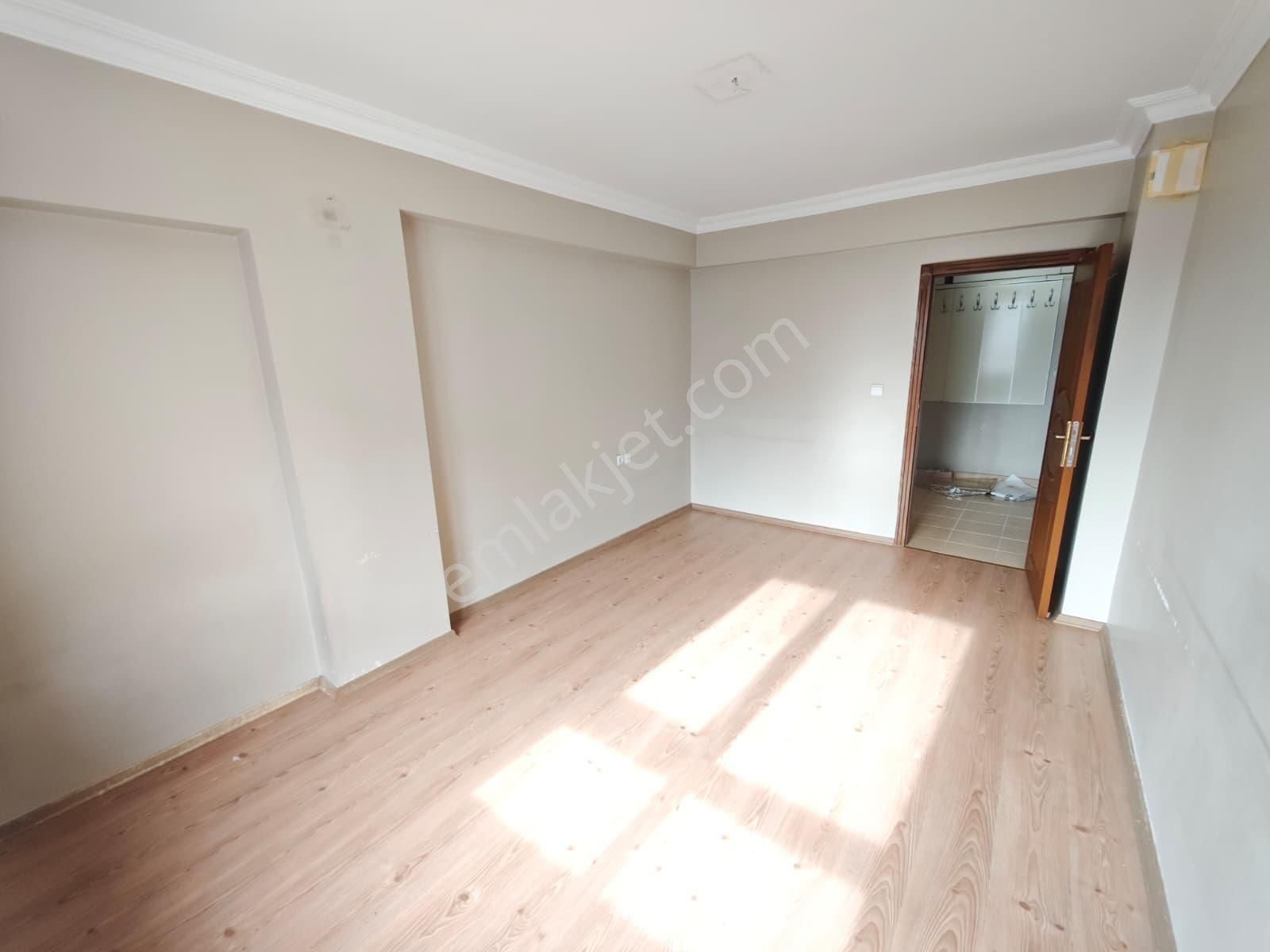 Ilı Lider Emlak'tan Ilı Ön Cephe Köşe Başı 3+1 Kiralık Daire - Görsel 25