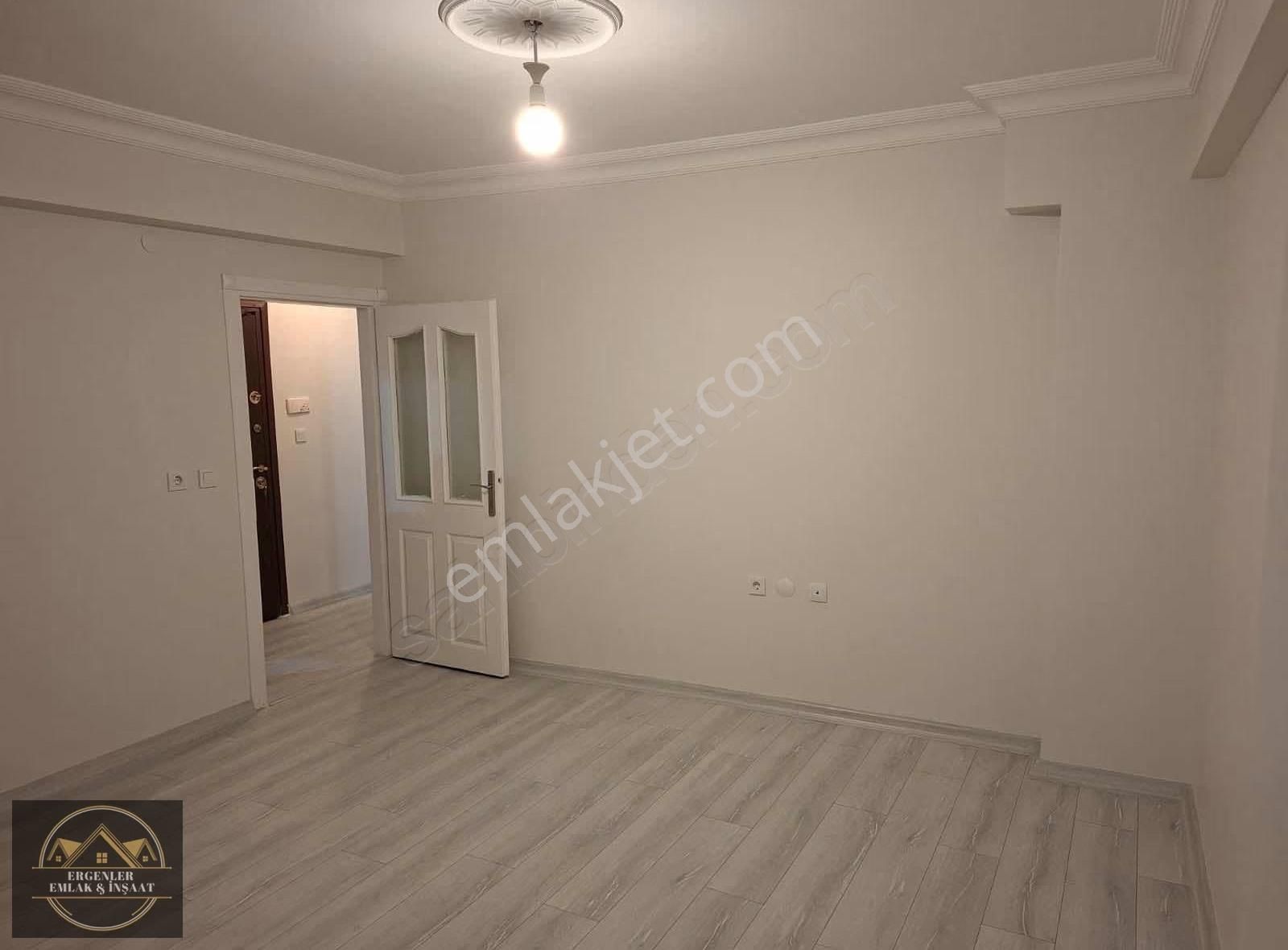 Ergenler Emlak'dan Esenler Nine Hatun'dan 2+1 Satılık Daire - Görsel 15