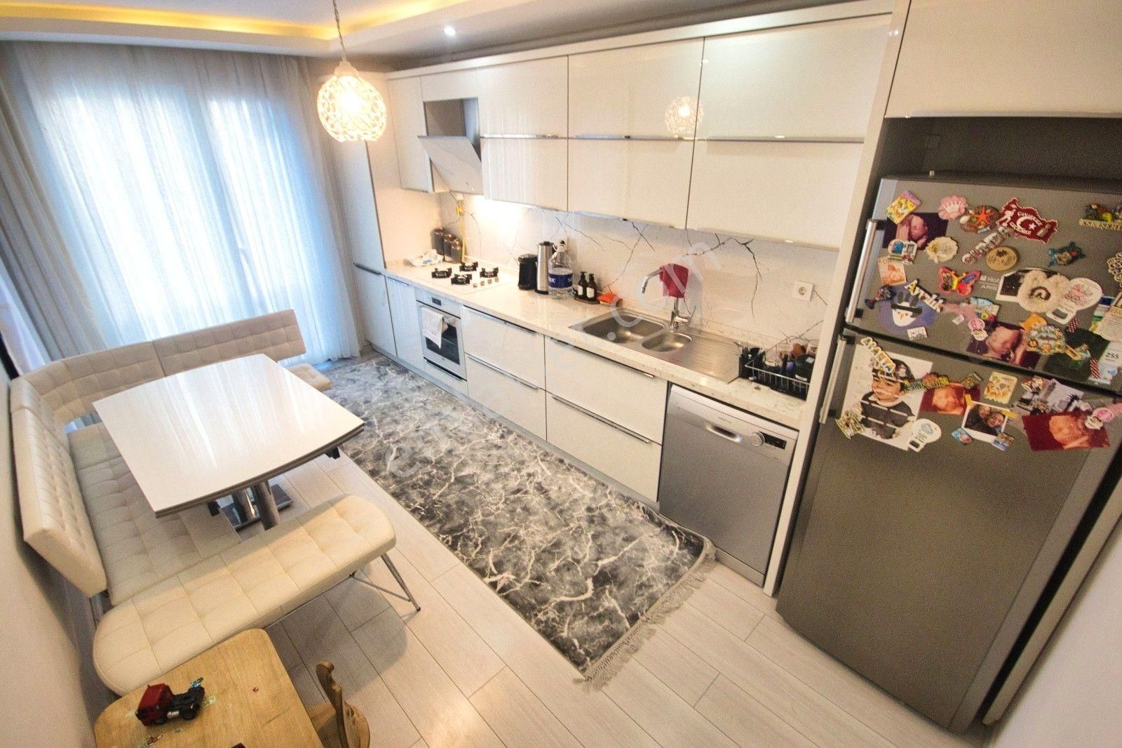Yiğit'ten İkizçayda 2+1 Havuzlu Öncephe Şık Tasarımlı Daire - Görsel 5