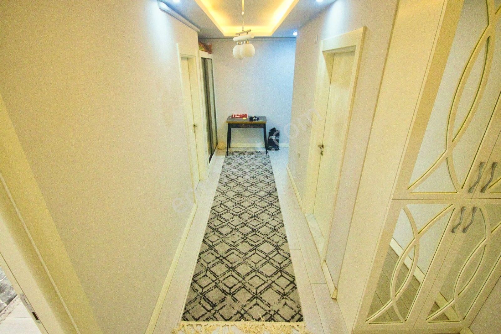 Yiğit'ten İkizçayda 2+1 Havuzlu Öncephe Şık Tasarımlı Daire - Görsel 30