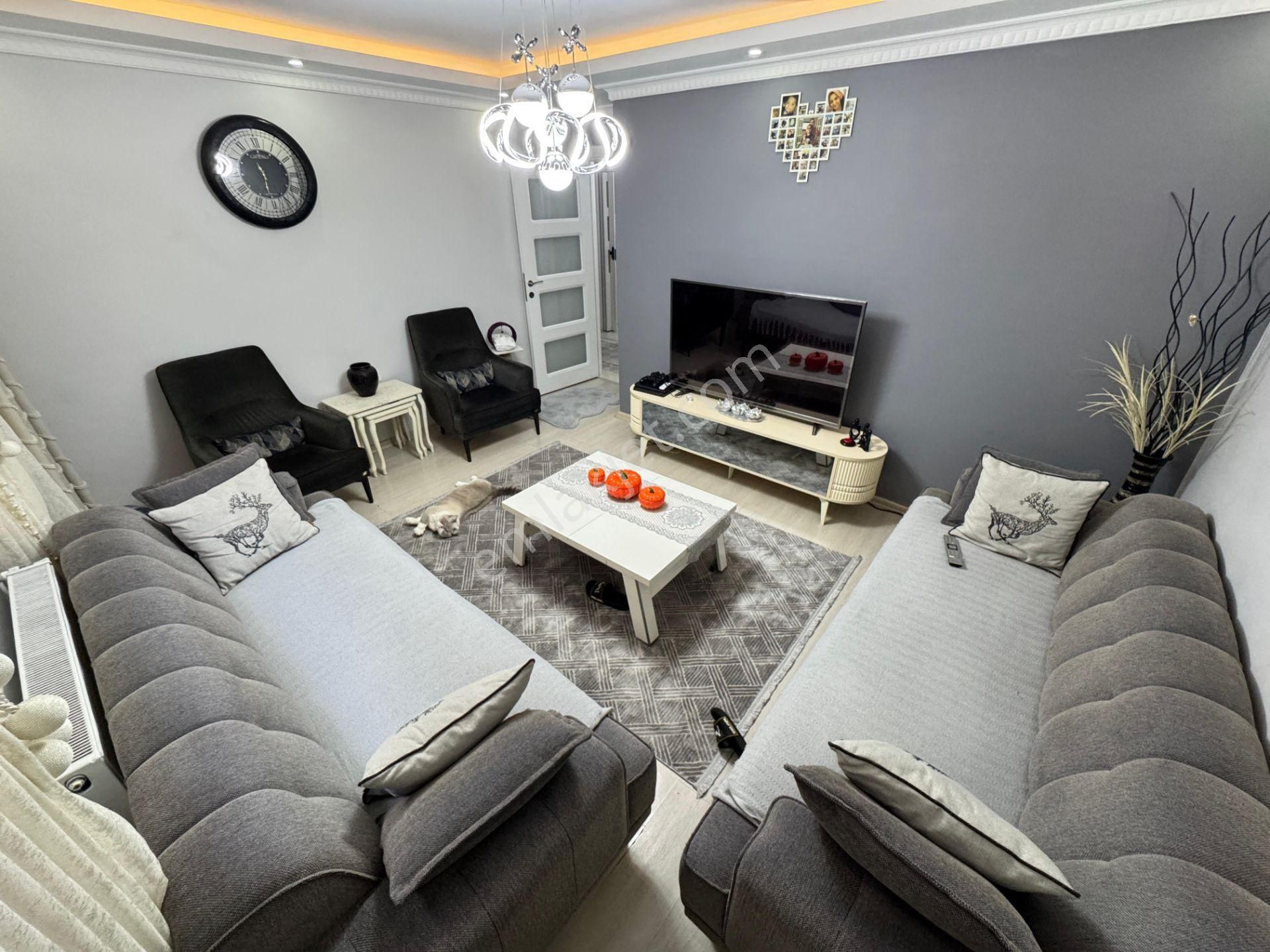 Üç Kardeşler'den Cebeci Mah 2+1 100m² Ferah Yüksek Camlı Bahçe Kat - Görsel 2