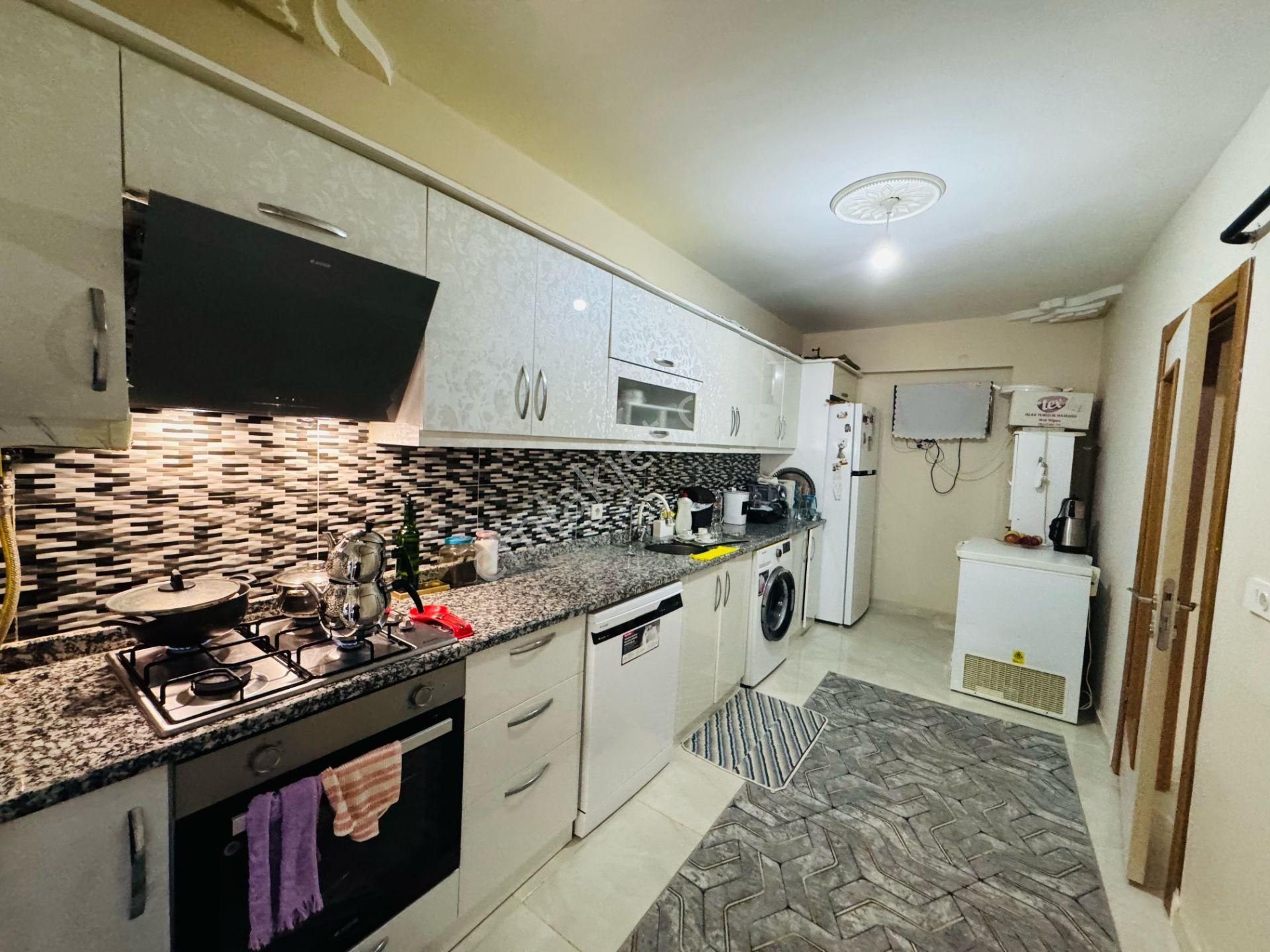 Merpa İnşaat'tan Kumlu Geçitte İskanlı,balkonlu Geniş 2+1 Daire